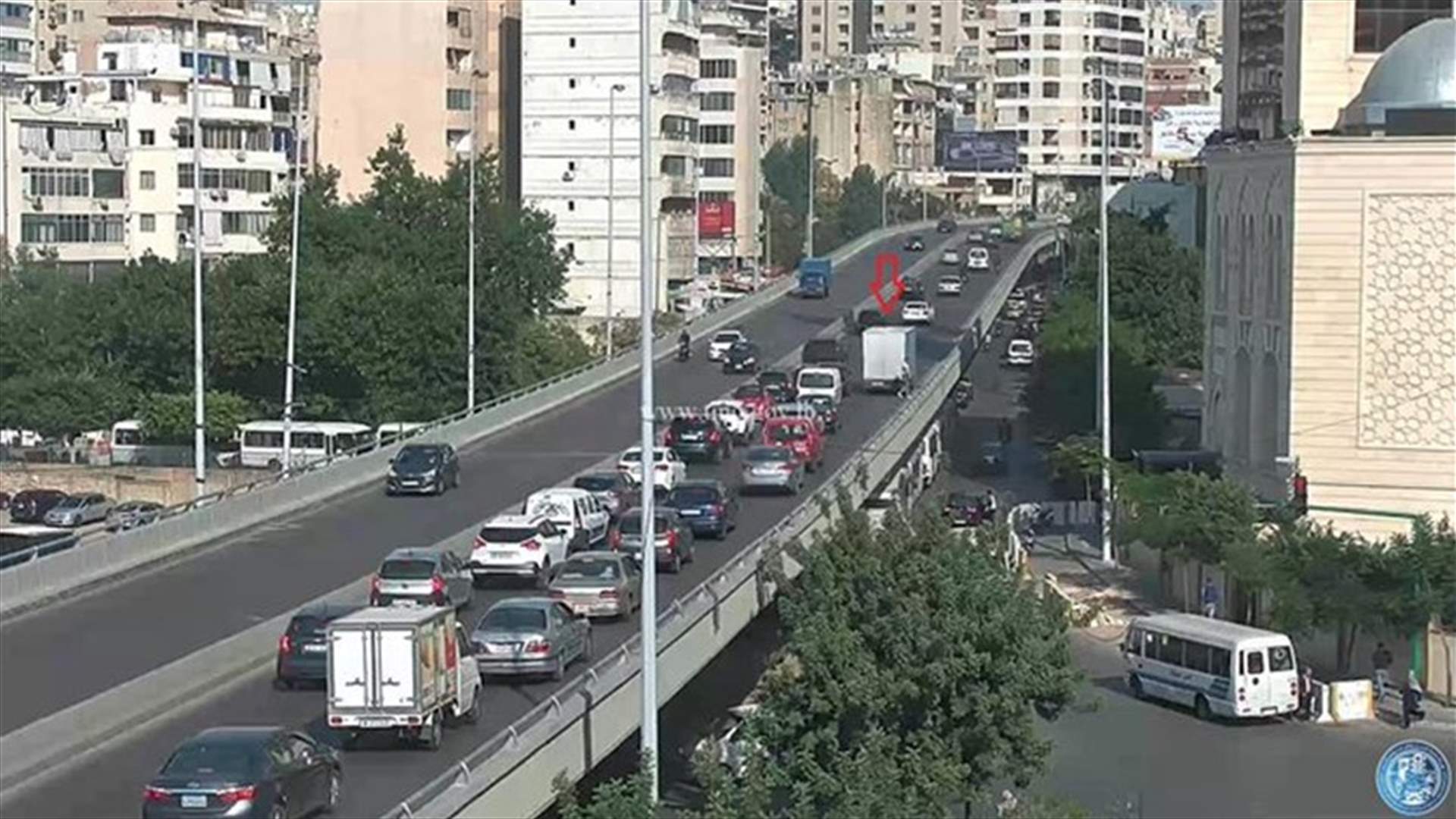 التحكم المروري: تعطّل بيك اب على جسر الكولا باتجاه نفق سليم سلام وحركة المرور كثيفة في المحلة (صورة)