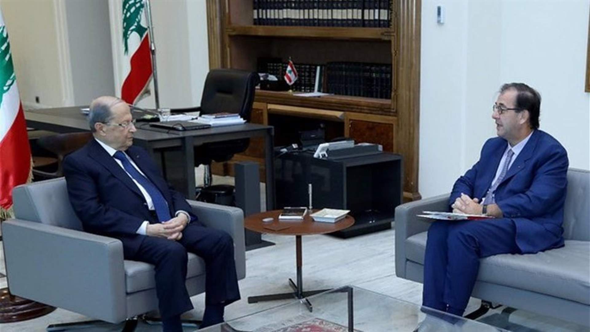 Aoun discusses general situation with French ambassador