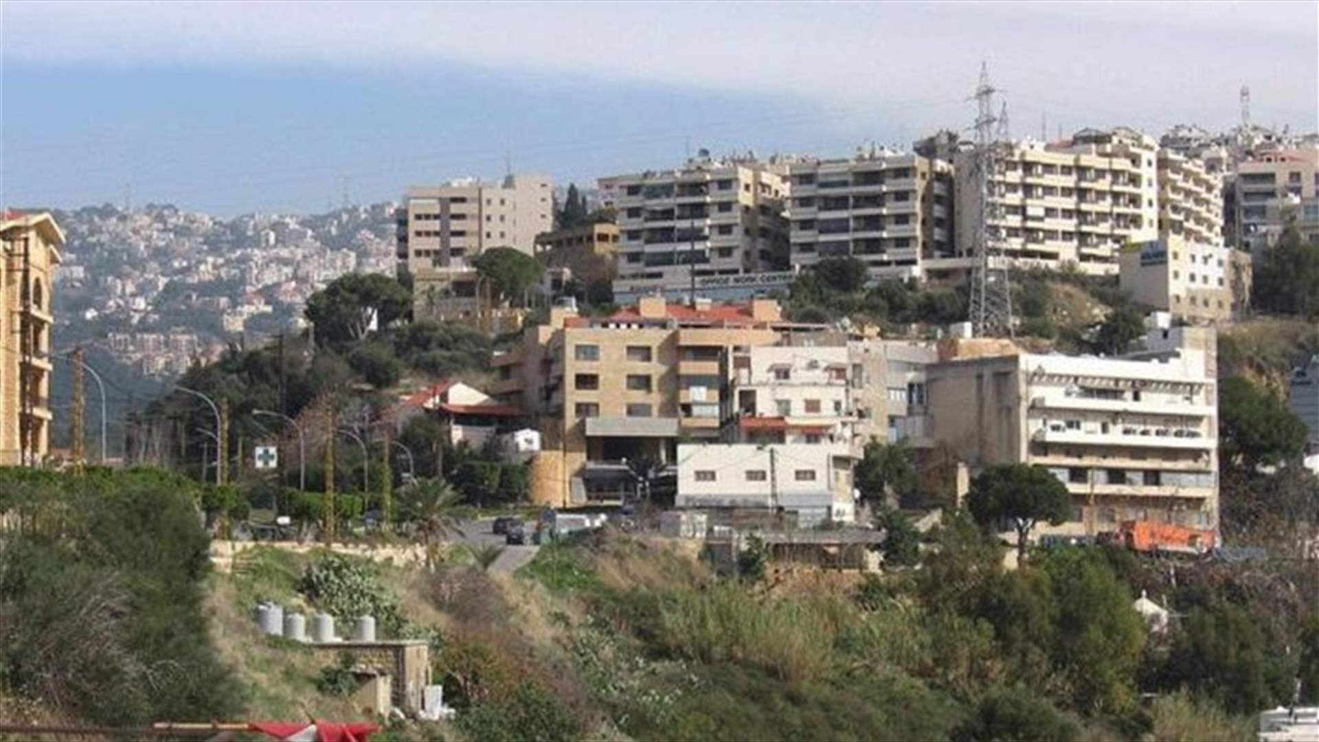 اعتصام لأهالي المنصورية وعين سعادة أمام محطة تحويل الكهرباء في المكلس