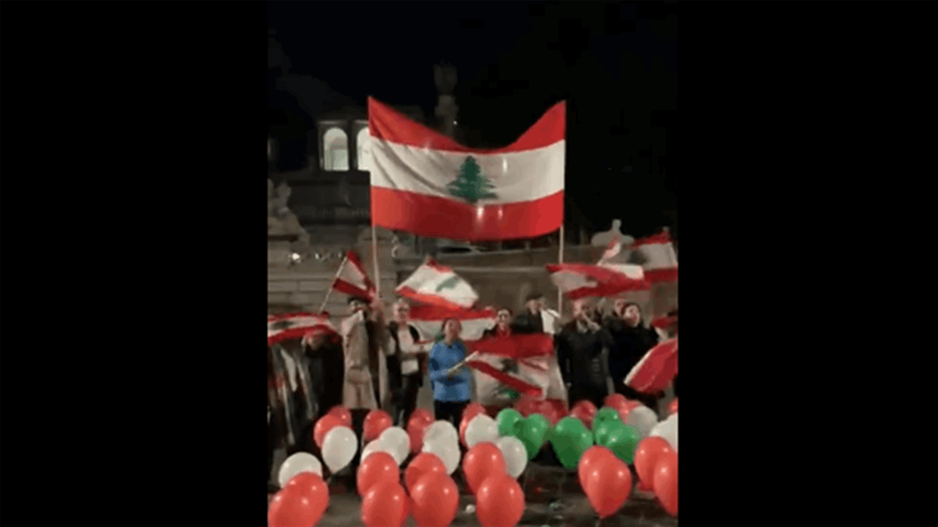 اللبنانيون في روما يحتفلون بعيد الاستقلال (فيديو)