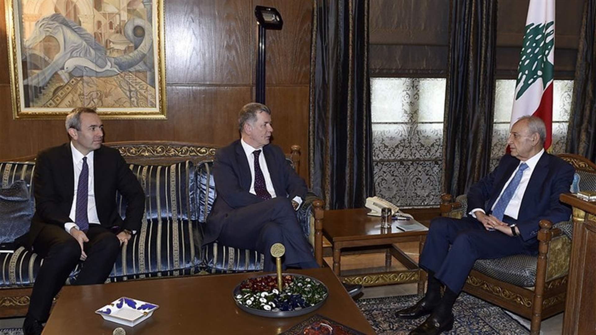 بري: ما حصل على طرقات الوطن مدان بكل المقاييس وللتشدد بإبقاء الطرقات سالكة