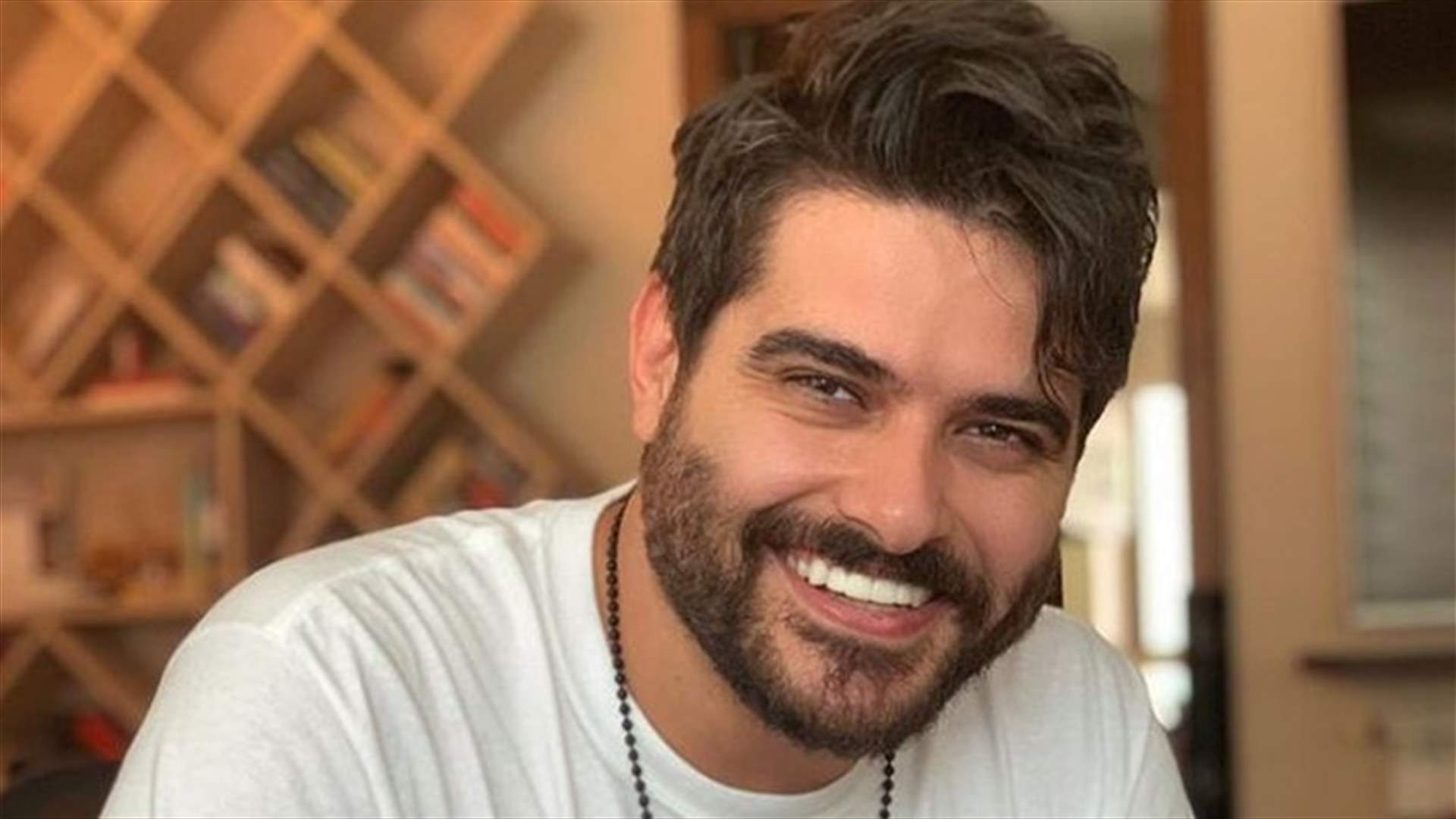 ناصيف زيتون يثور على طريقته: "مجبور انت تروح.. مش خايف منك"