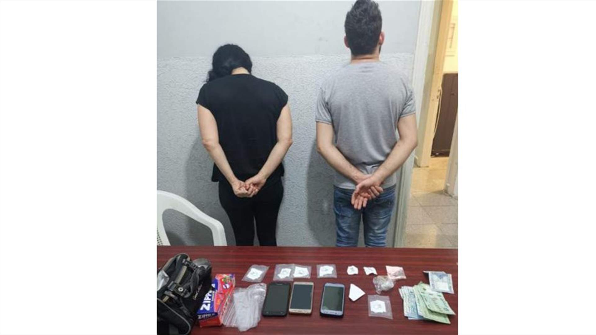 اوقفت مع زوجها بجرم ترويج مخدرات في صيدا