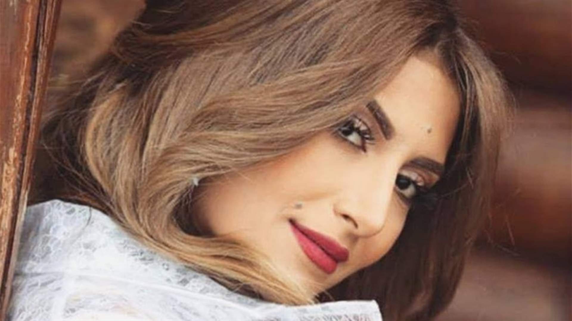 رويدا عطية تطلب الدعاء لإبنها المريض: "اللّهم إستودعتك إبني"