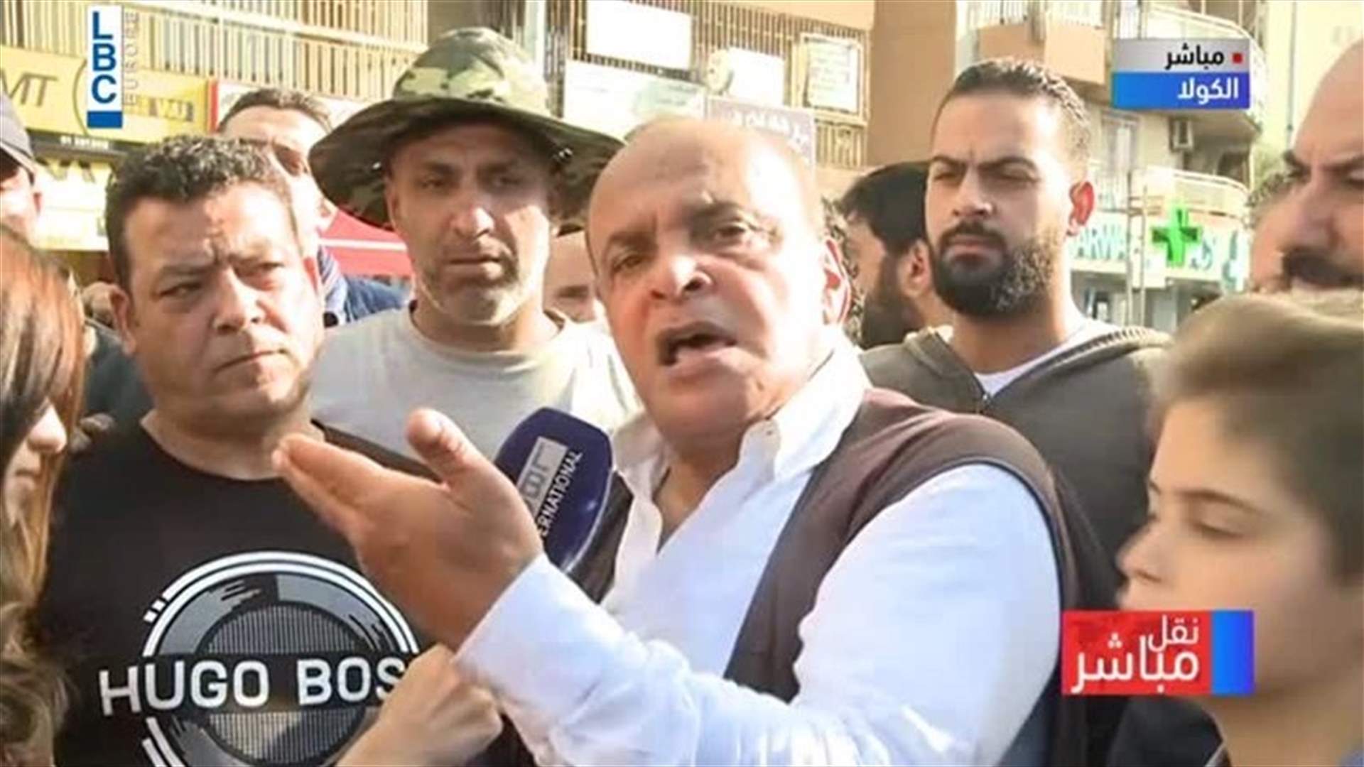Taxi drivers stage sit-in to protest against gas stations’ open-ended strike (Video)