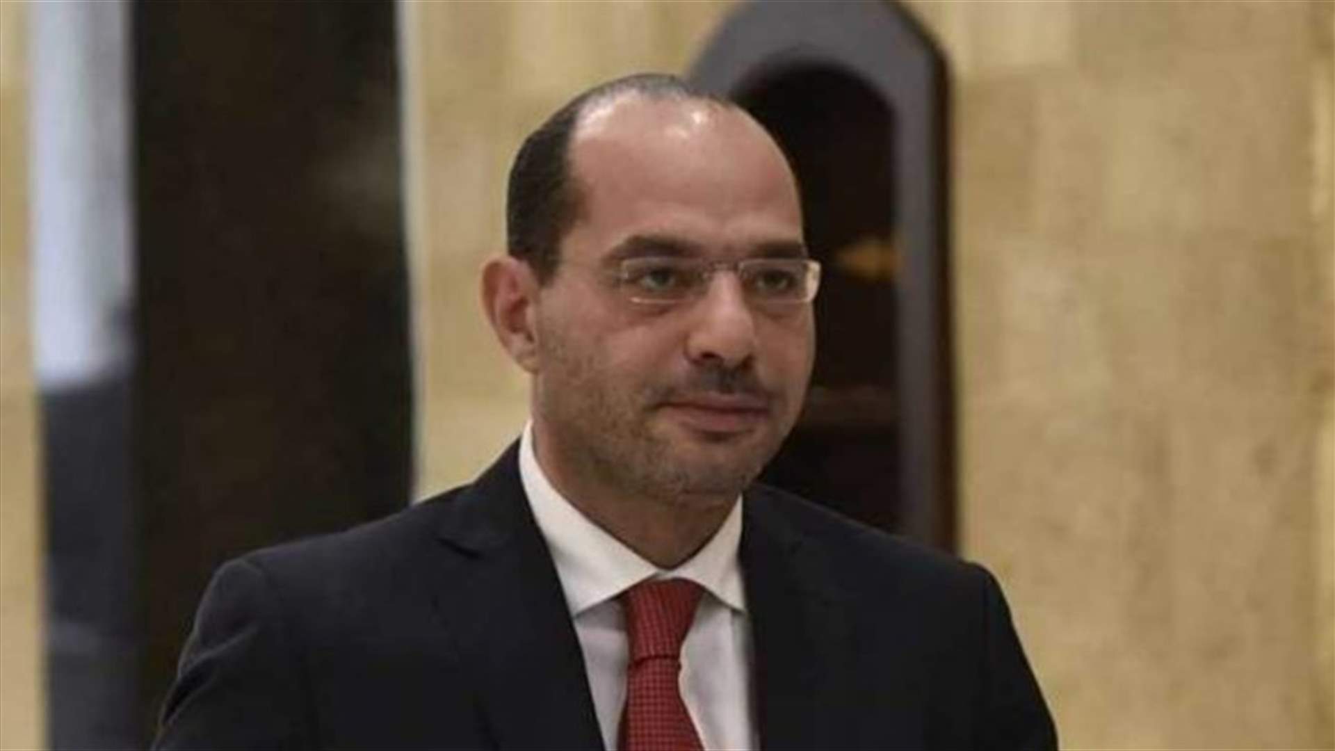 حسن مراد: لن تقدر الضغوط أن تحرفنا عن دعم المقاومة