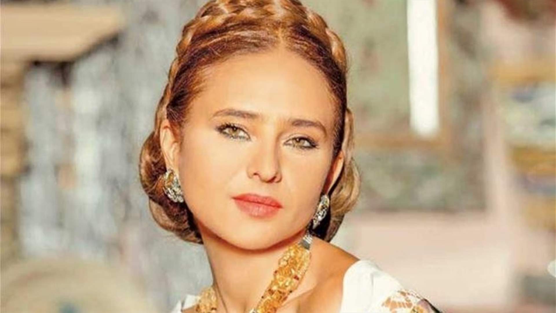 نيللي كريم استأصلت ورماً من وجهها.. عملية جراحية أنقذت حياتها (صور)