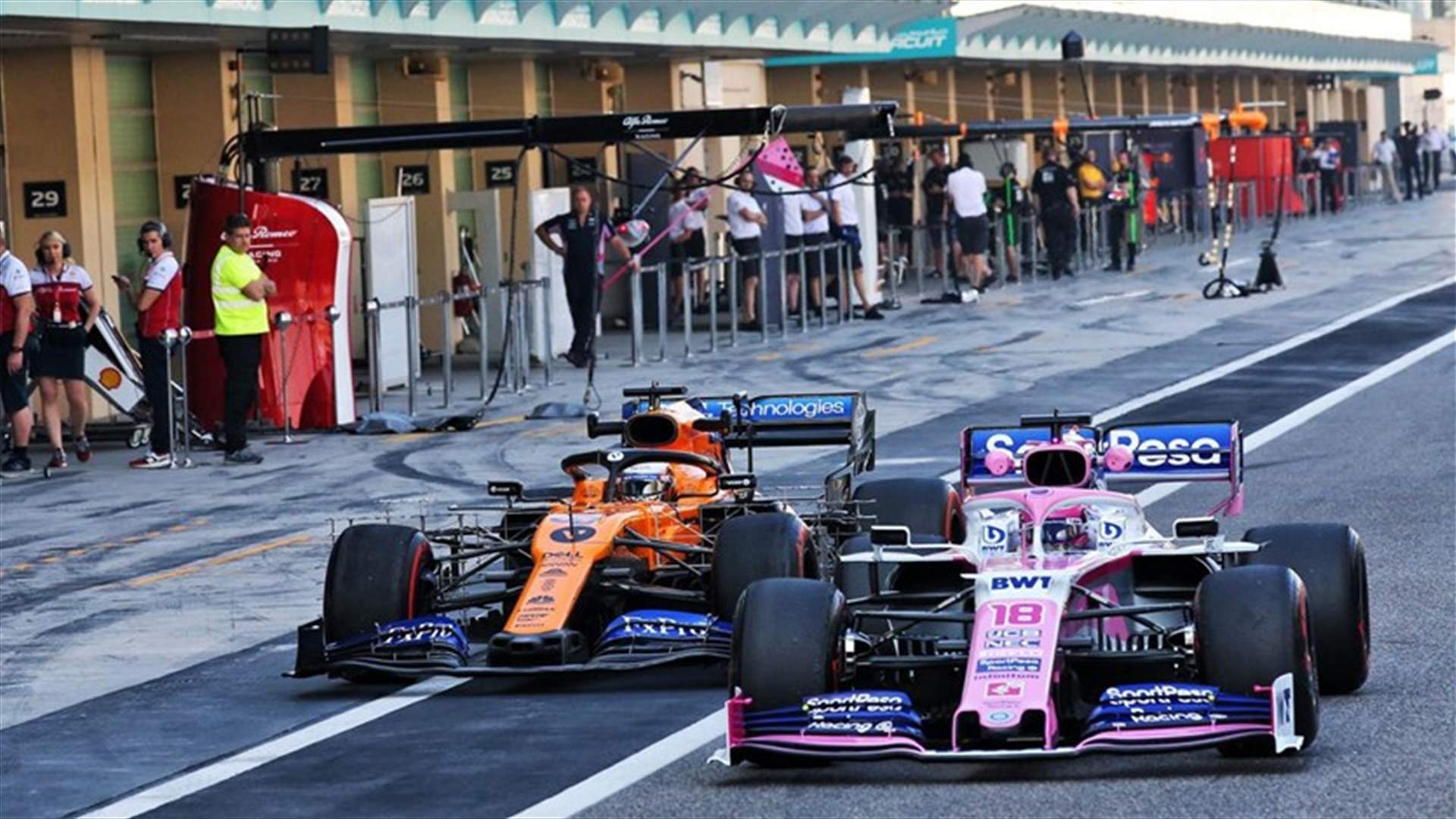 فالتيري بوتاس الأسرع في اليوم الأول من التجارب ... وجورج راسل يختبر سيارة المرسيدس وإطارات 2020 (صور)