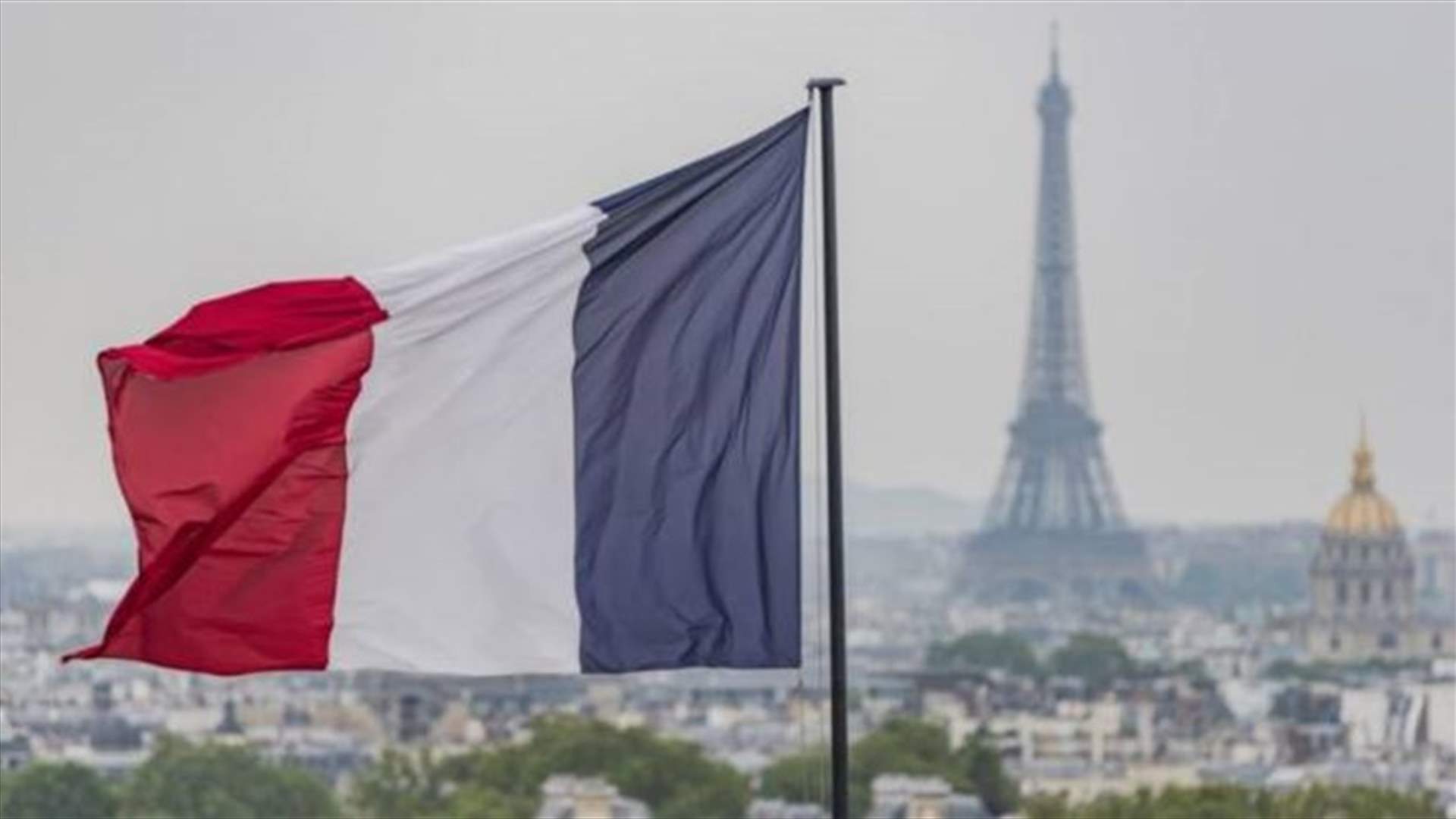 فرنسا تدعو لاجتماع لحشد الدعم للبنان