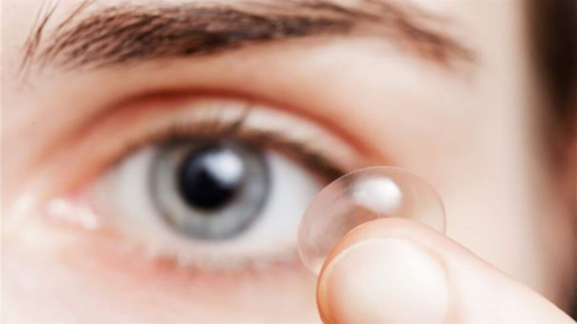 ستوكات الزجاج الطبي والعدسات اللاصقة بدأت تنفد من السوق (الأخبار)