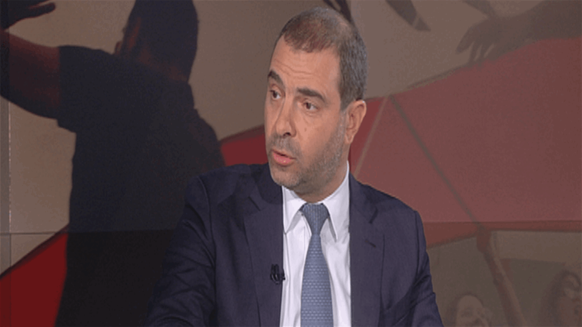 عادل أفيوني لـ"عشرين 30": نمرّ اليوم بأزمة غير مسبوقة والحلول غير سهلة لأننا تأخرنا لاتخاذ الاجراءات