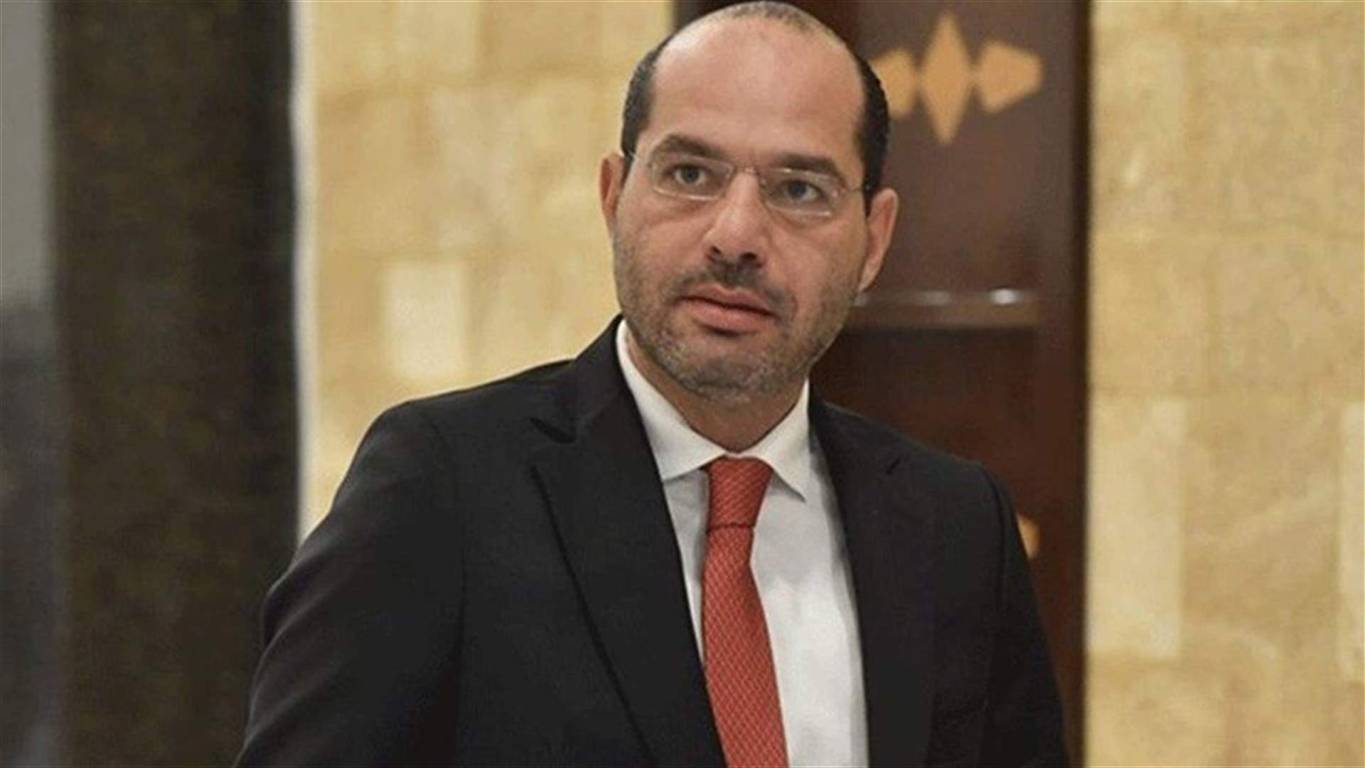 حسن مراد: جيشنا وشعبنا ومقاومتنا ضمانة لحماية سيادة الوطن وثرواته