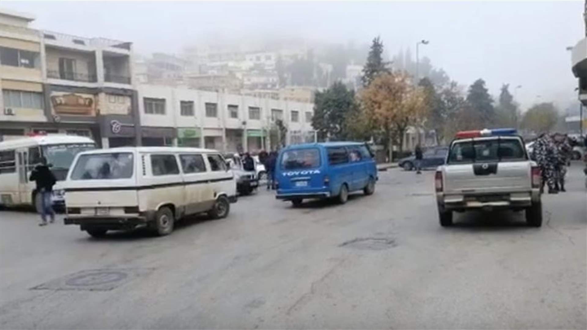 اقفال مستديرة زحلة الرئيسية... (فيديو)