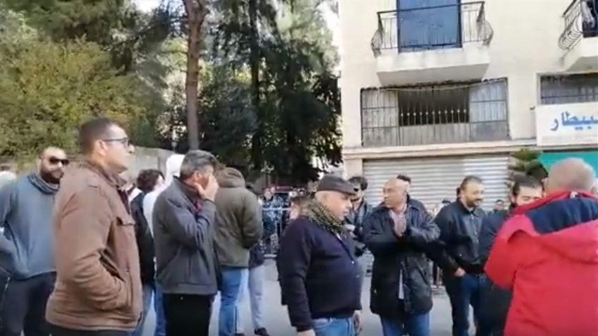 Protesters stage sit-in in Nabatieh (Video)