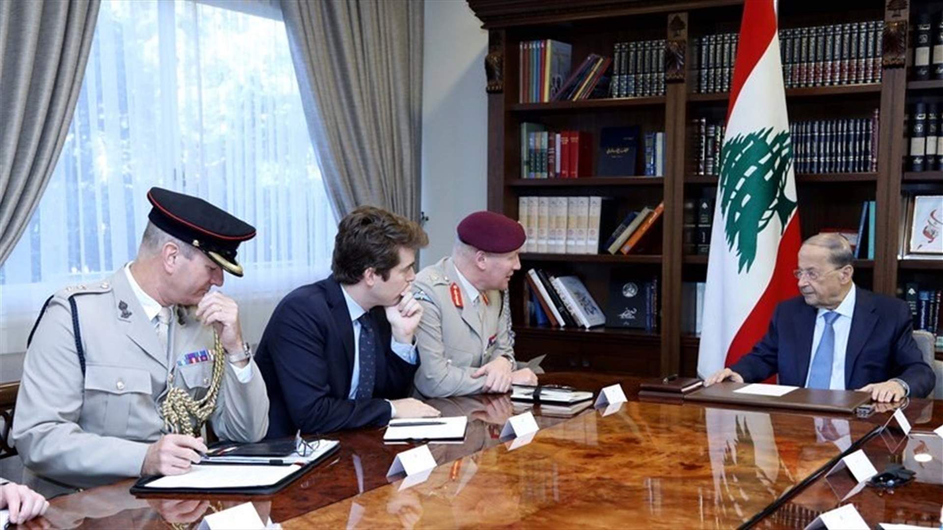Aoun meets with senior advisor to the British Ministry of Defense