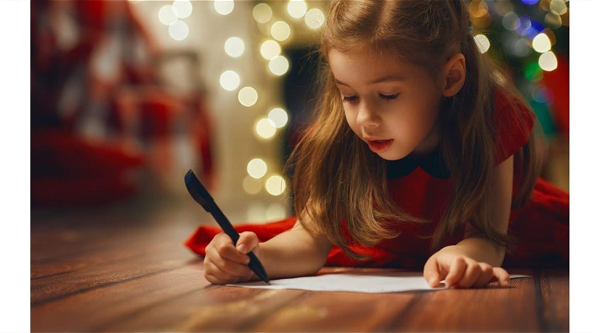 شجرة ميلاد يابانية تدخل غينيس... زُيّنت بأكثر من 51 ألف بطاقة كتب عليها الأطفال أمنياتهم! (صورة)