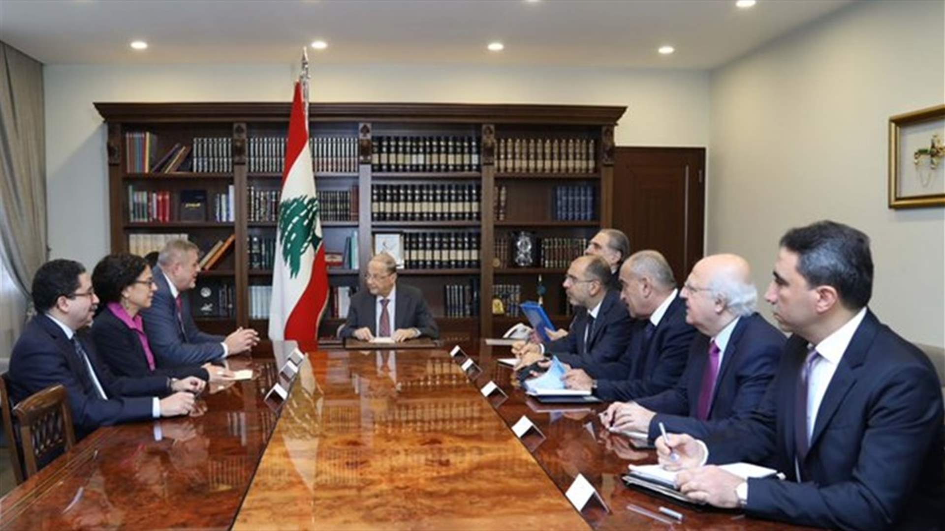 الرئيس عون عرض مع كوبيتش نتائج مؤتمر باريس بشأن لبنان