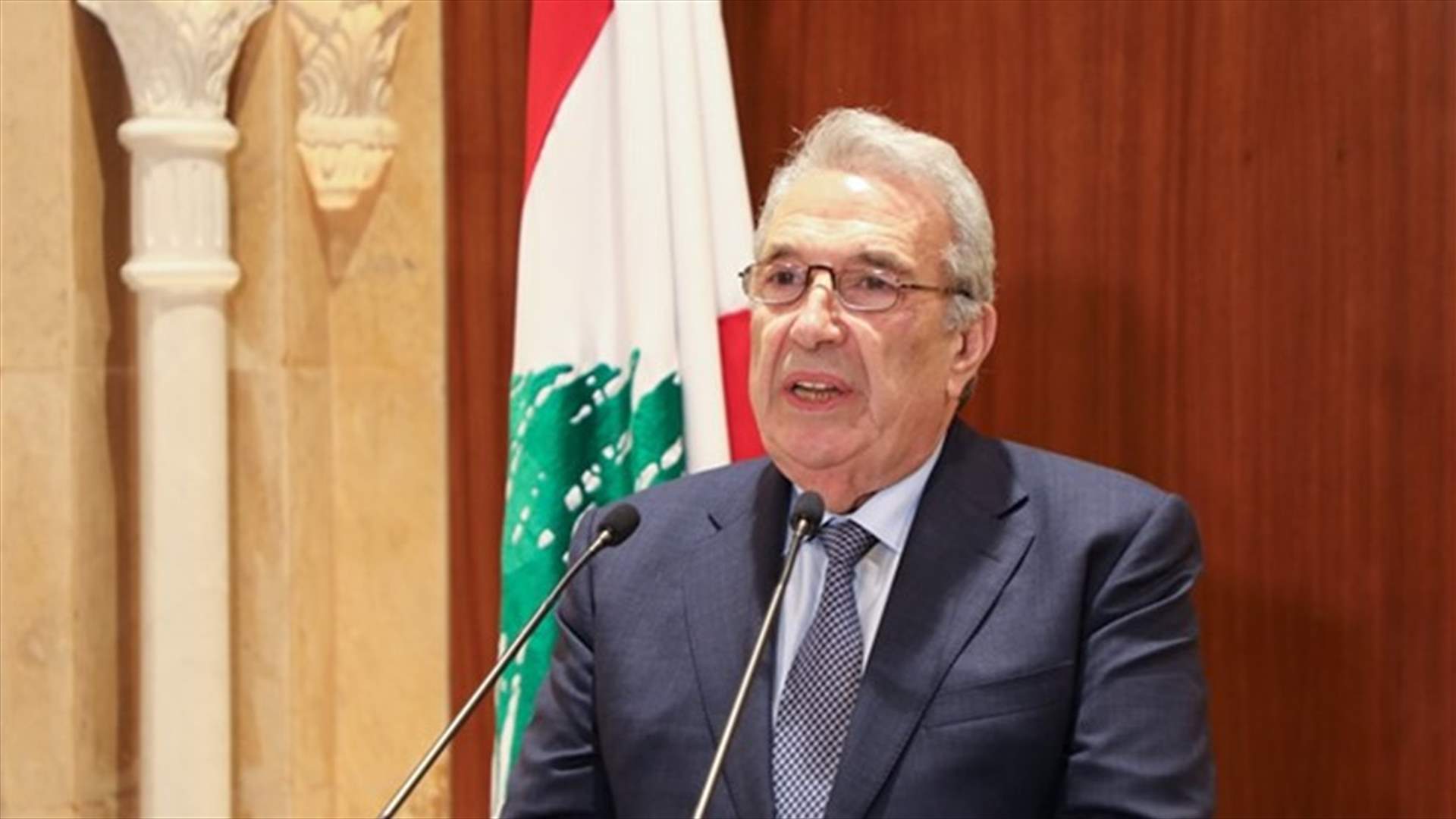 الخطيب: دقة الأوضاع تتطلب ان يكمل الحريري المشوار