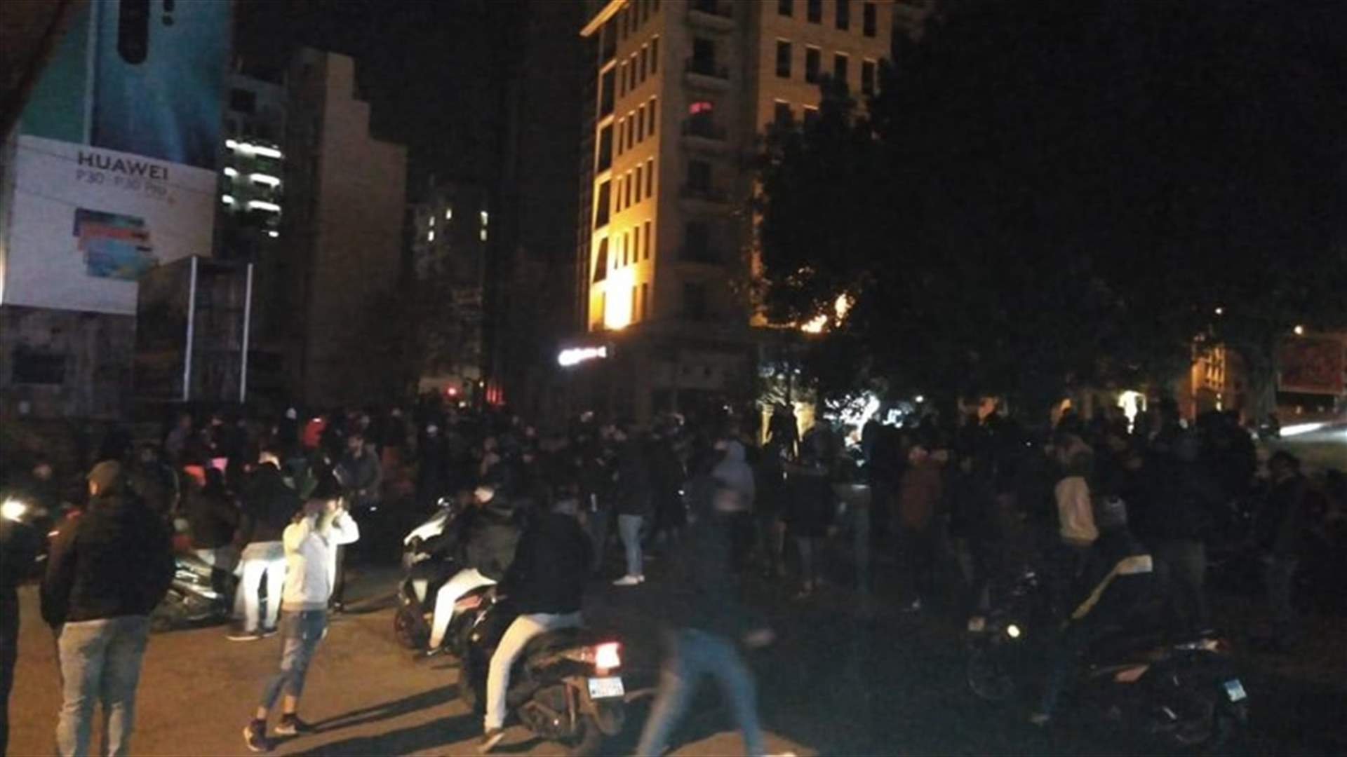 توتر في وسط بيروت بعد تسريب فيديو مسيء... وتواجد مكثف للجيش والقوى الأمنية