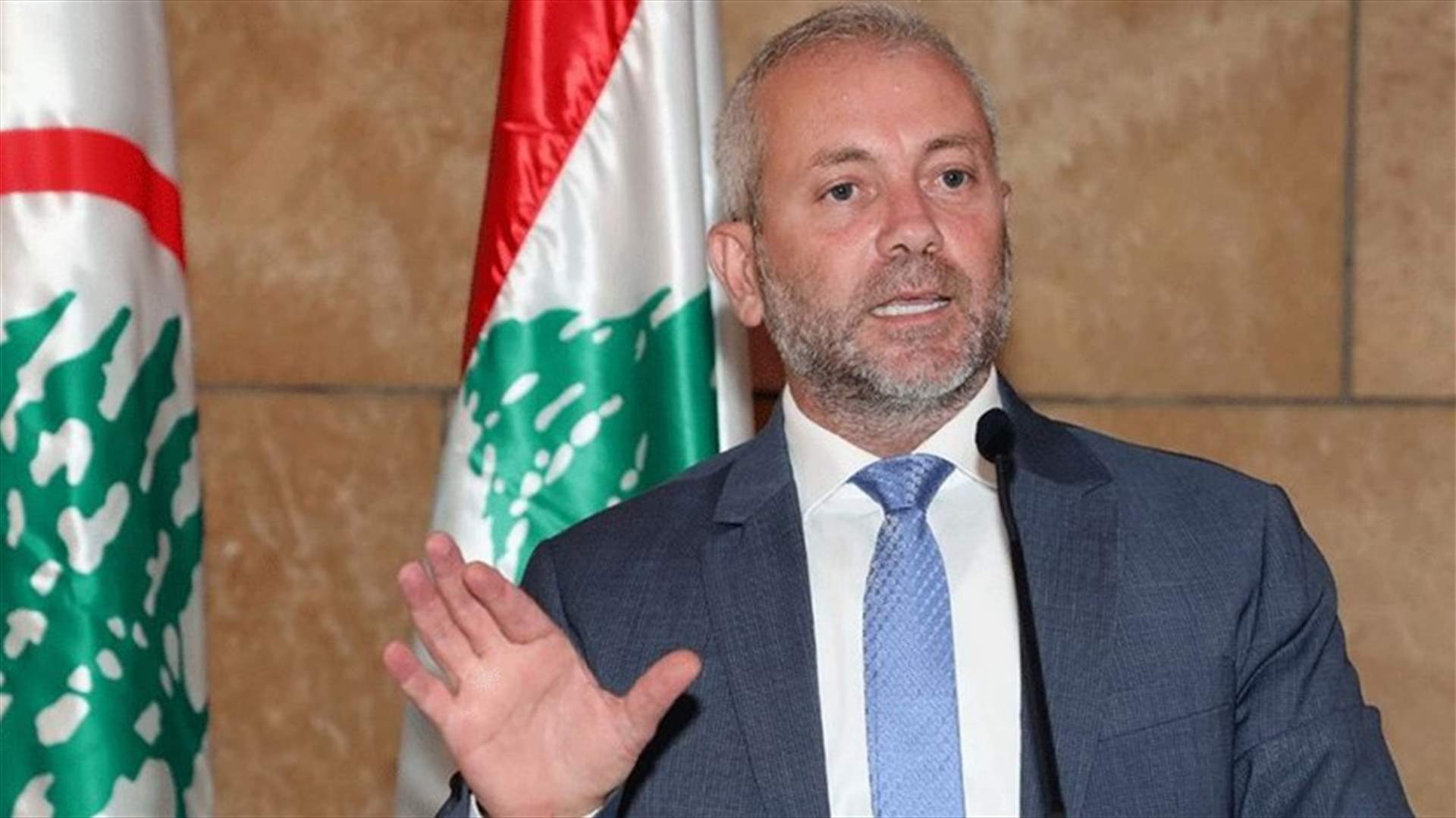 حبشي طلب من وزارة الاتصالات معلومات حول مناقصات في شركات الخليوي‎