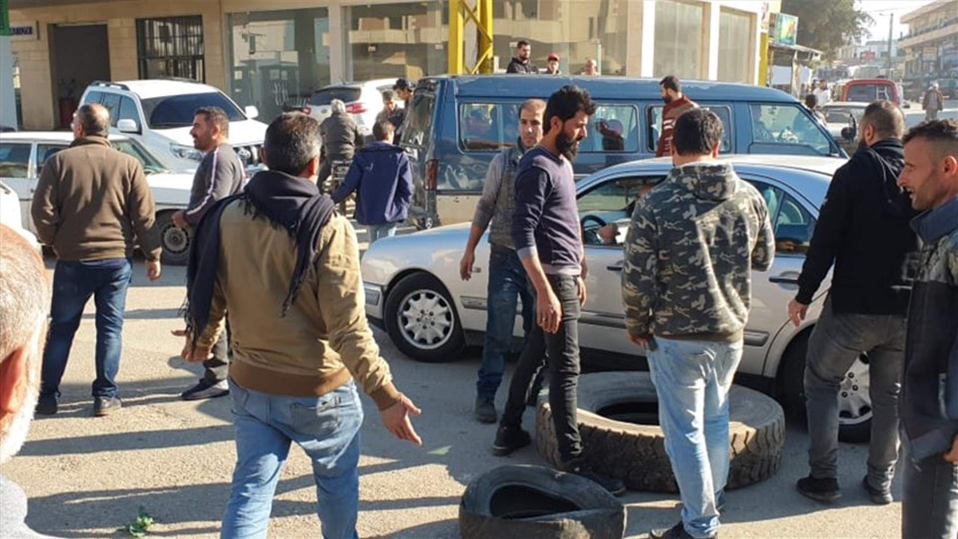 الطرقات في عكار لا تزال مقطوعة والنشاط العام مشلول...