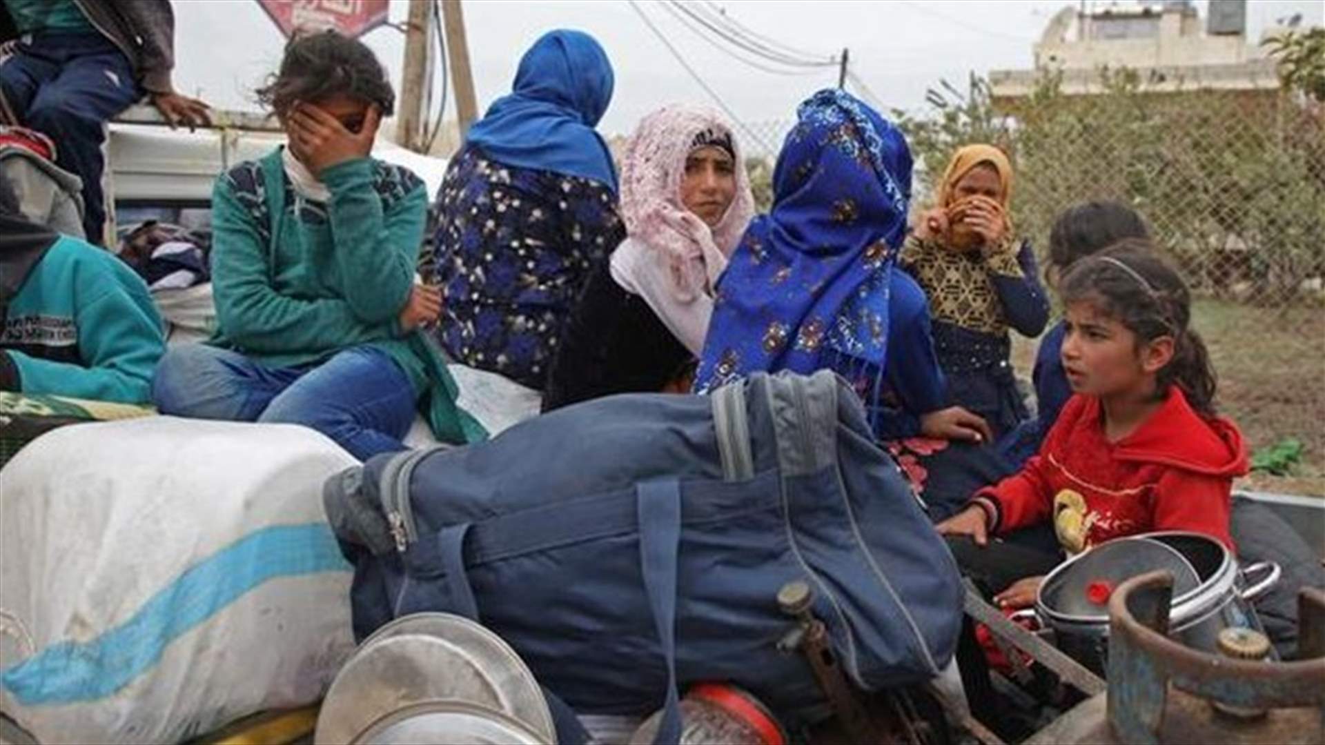 نزوح عشرات الآلاف من المدنيين جراء تصعيد القصف في ادلب