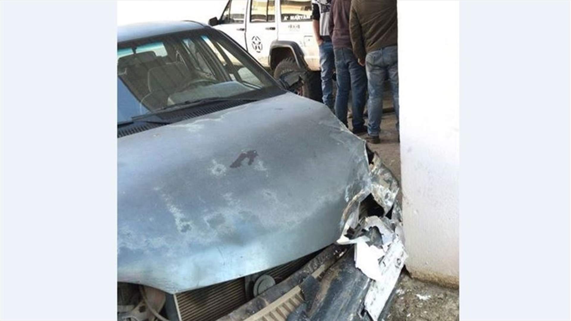 جريحة نتيجة اصطدام سيارة بحائط في كفرشلان ـ الضنية (صورة)