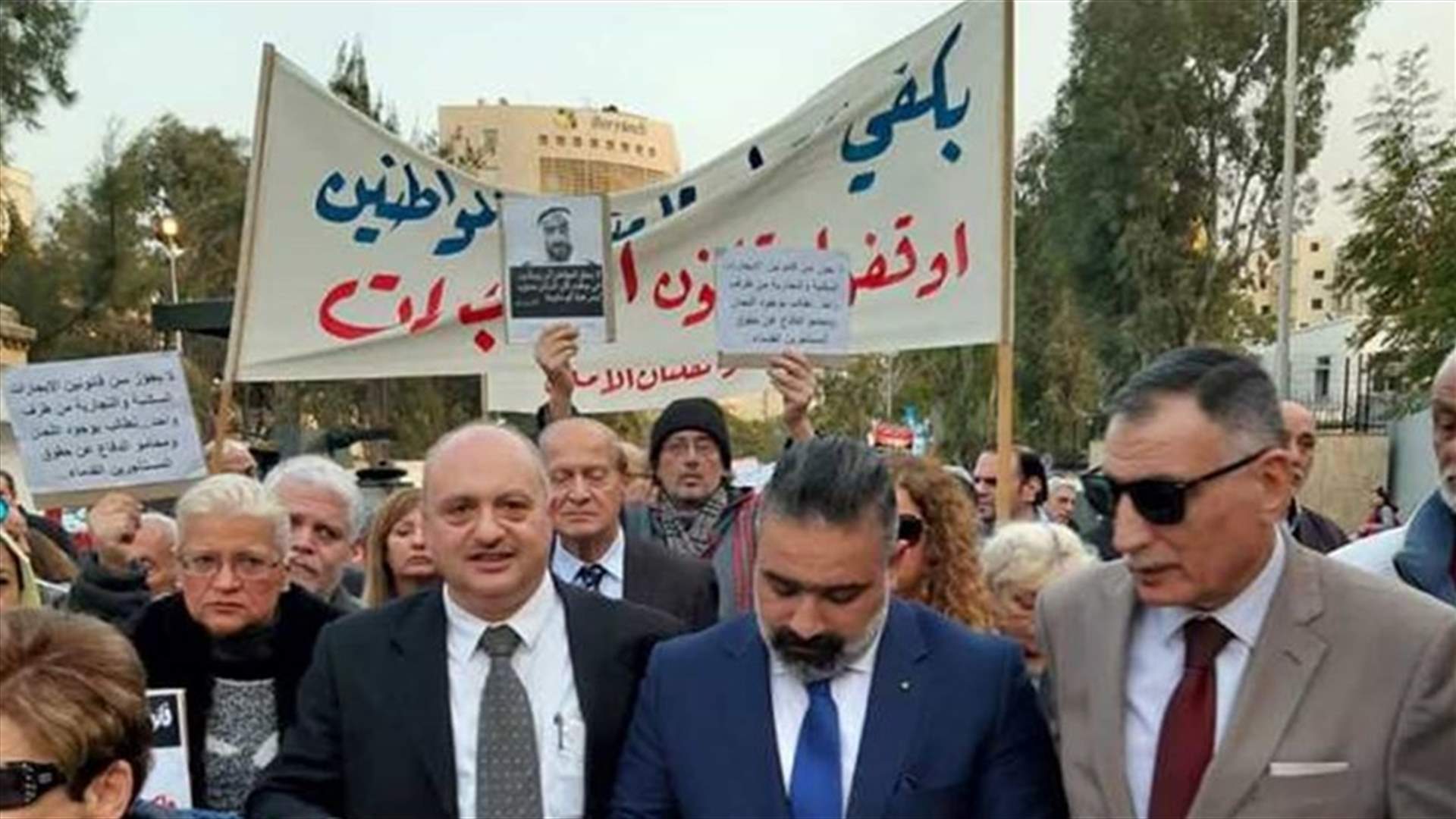 لجان المستأجرين: الوضع المالي والاقتصادي خطير والظلم والفقر والفساد المستشري فاق الطبيعة