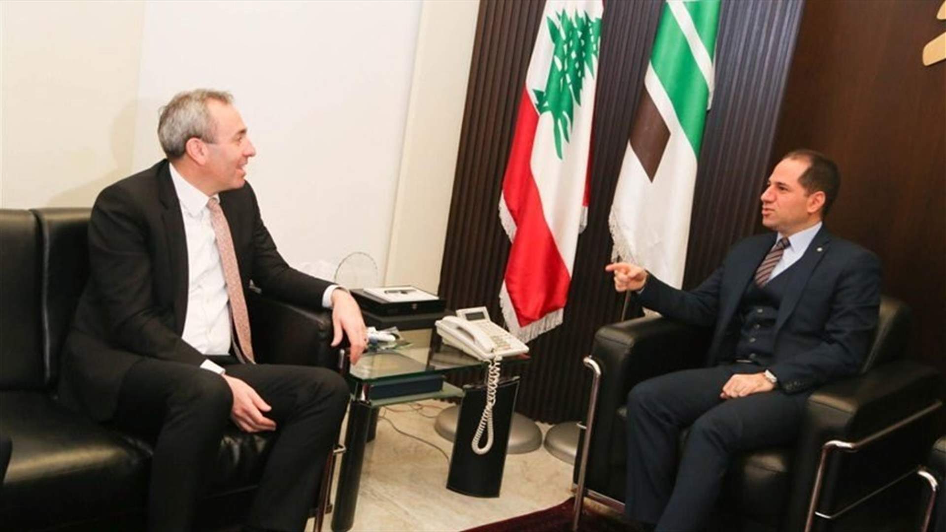 Kataeb chief Samy Gemayel meets with British ambassador Rampling