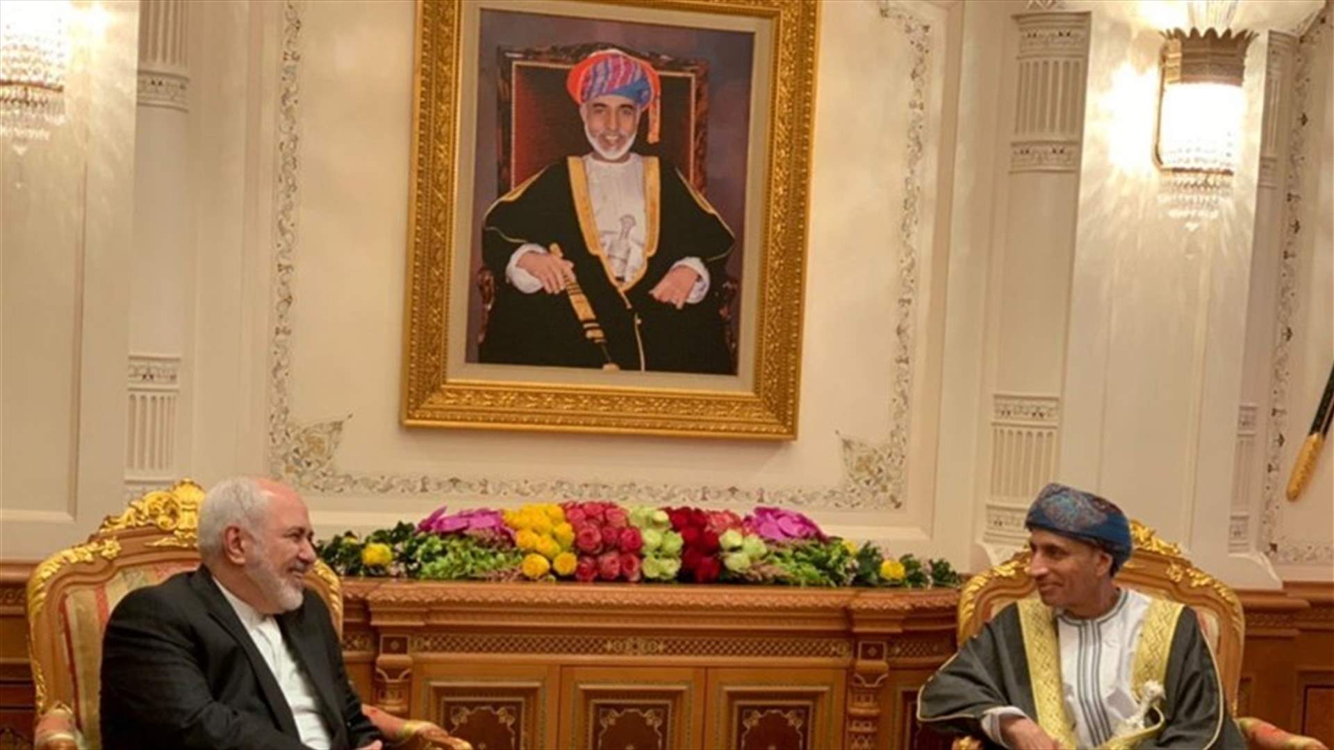 ظريف في مسقط: سنبقى دائما الى جانب سلطنة عمان