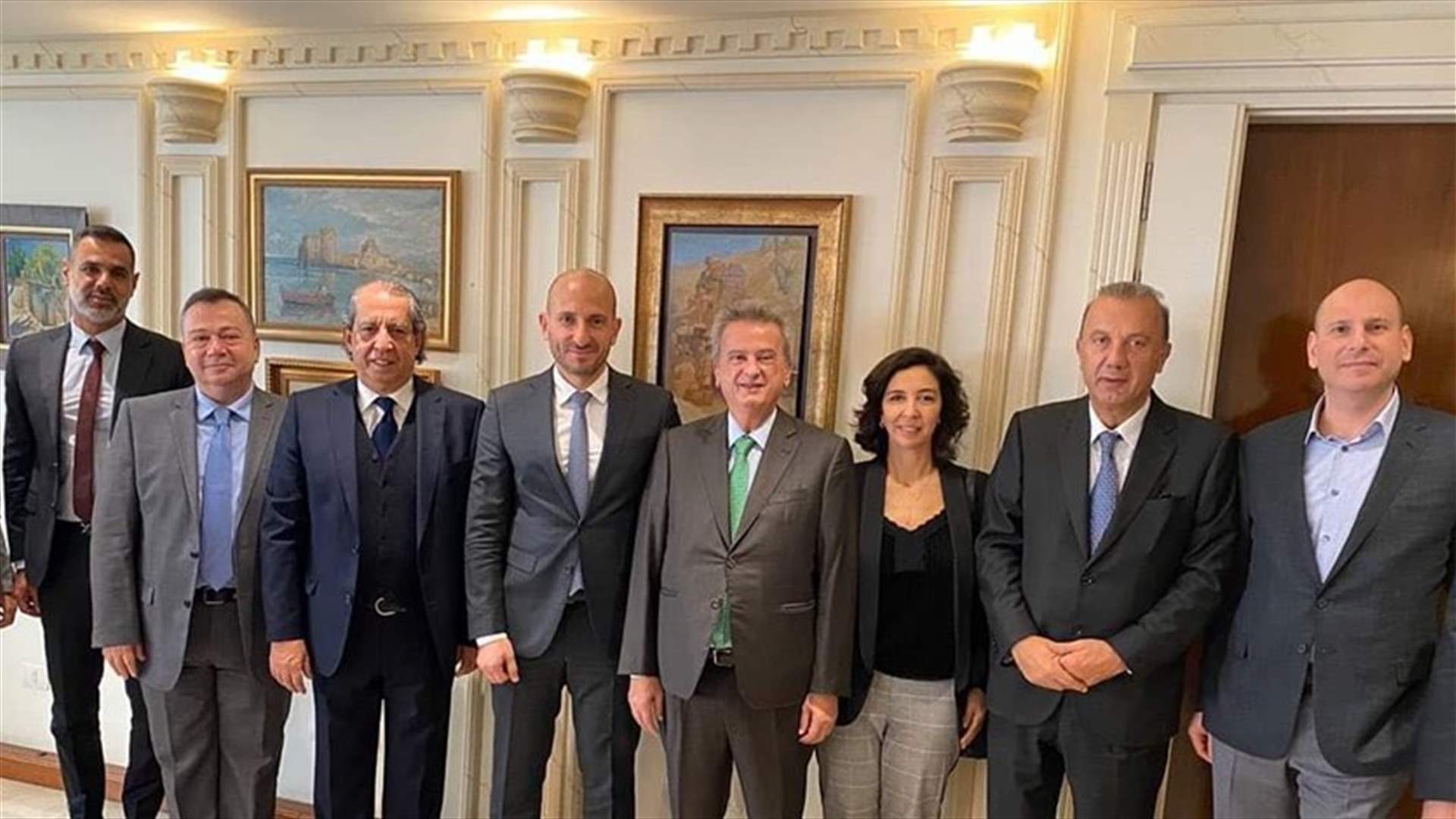 وفد من الجمعية اللبنانية لتراخيص الامتياز زار حاكم مصرف لبنان