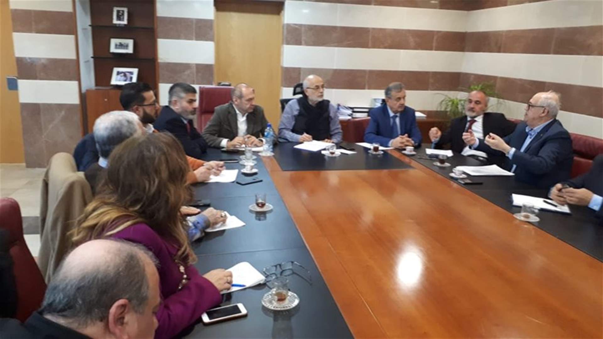 شهيب تابع مع لجنة الطوارىء اتخاذ خطوات عملية لاستمرار المدارس الخاصة وتأمين رواتب المعلمين