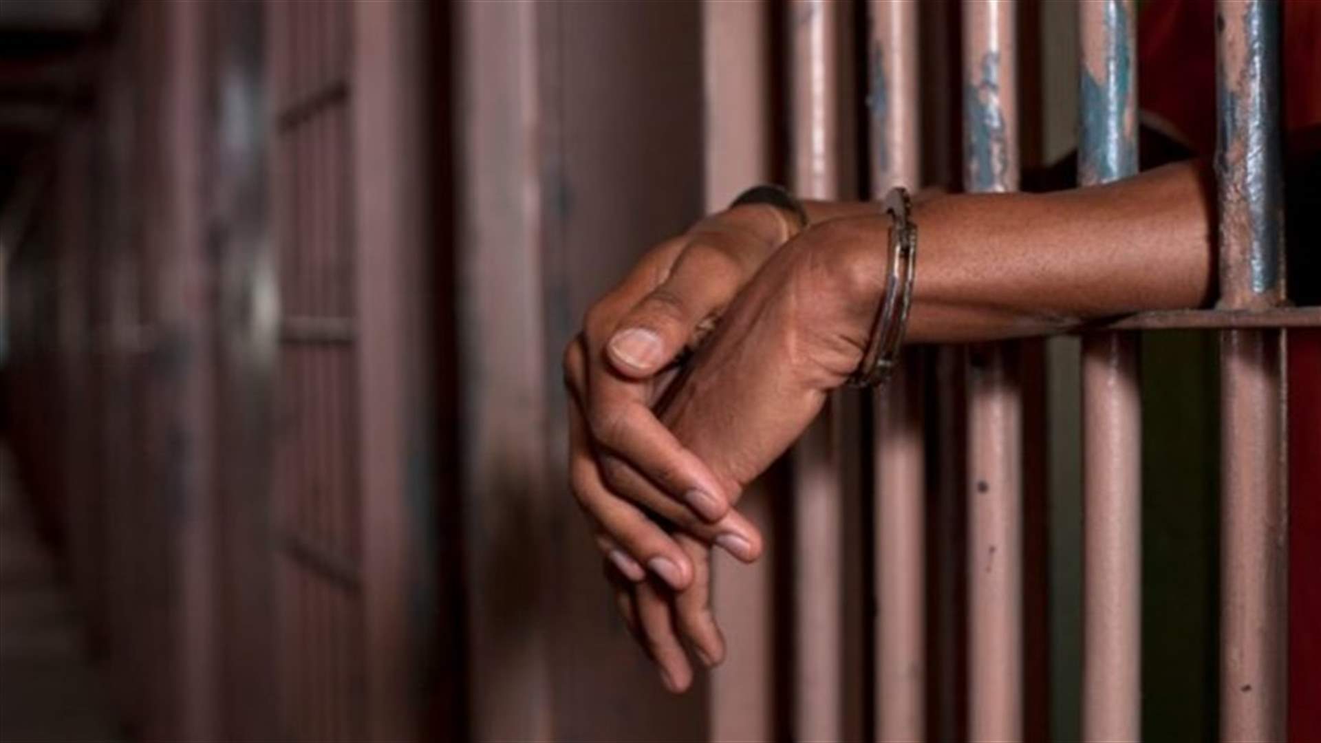 حُكم بالسجن مدى الحياة... والسبب سرقة محفظة بداخلها 9 دولارات !