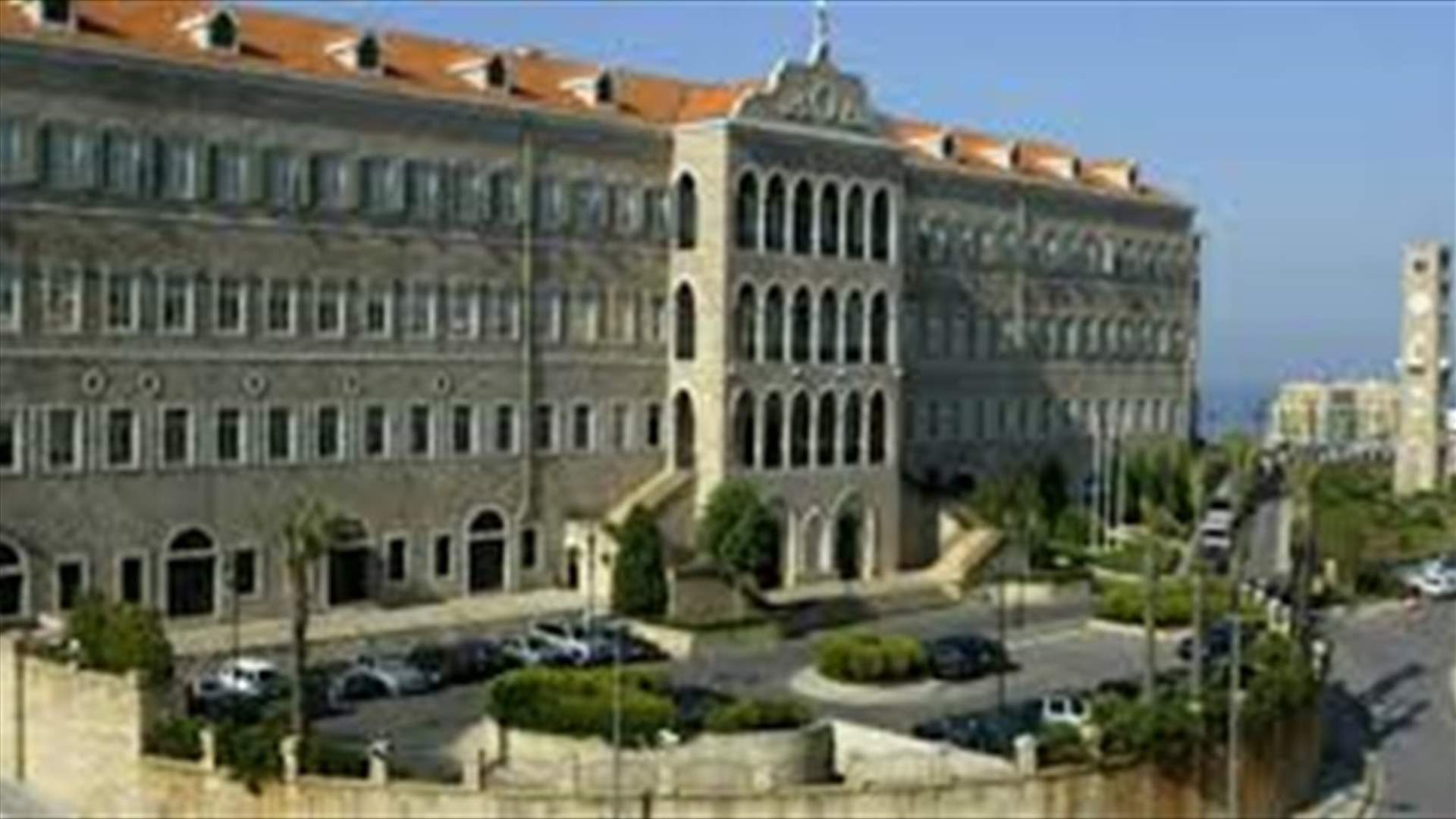 تعميم موافقة رئيسي الجمهورية والحكومة الاستثنائية على تمديد العمل بالملاكات الموقتة
