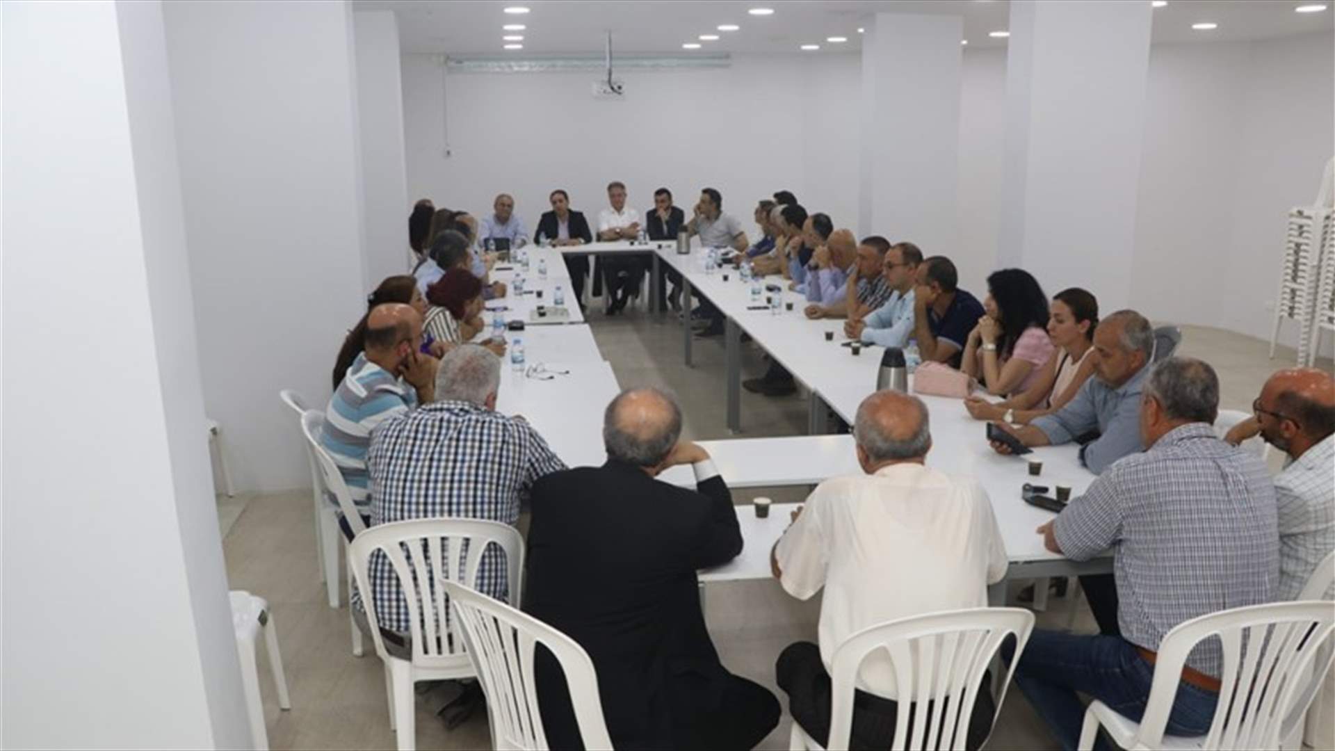 اللقاء التقدمي لأساتذة الجامعة اللبنانية يستنكر "الأسلوب البوليسي" في التعامل مع الدكتور عصام خليفة