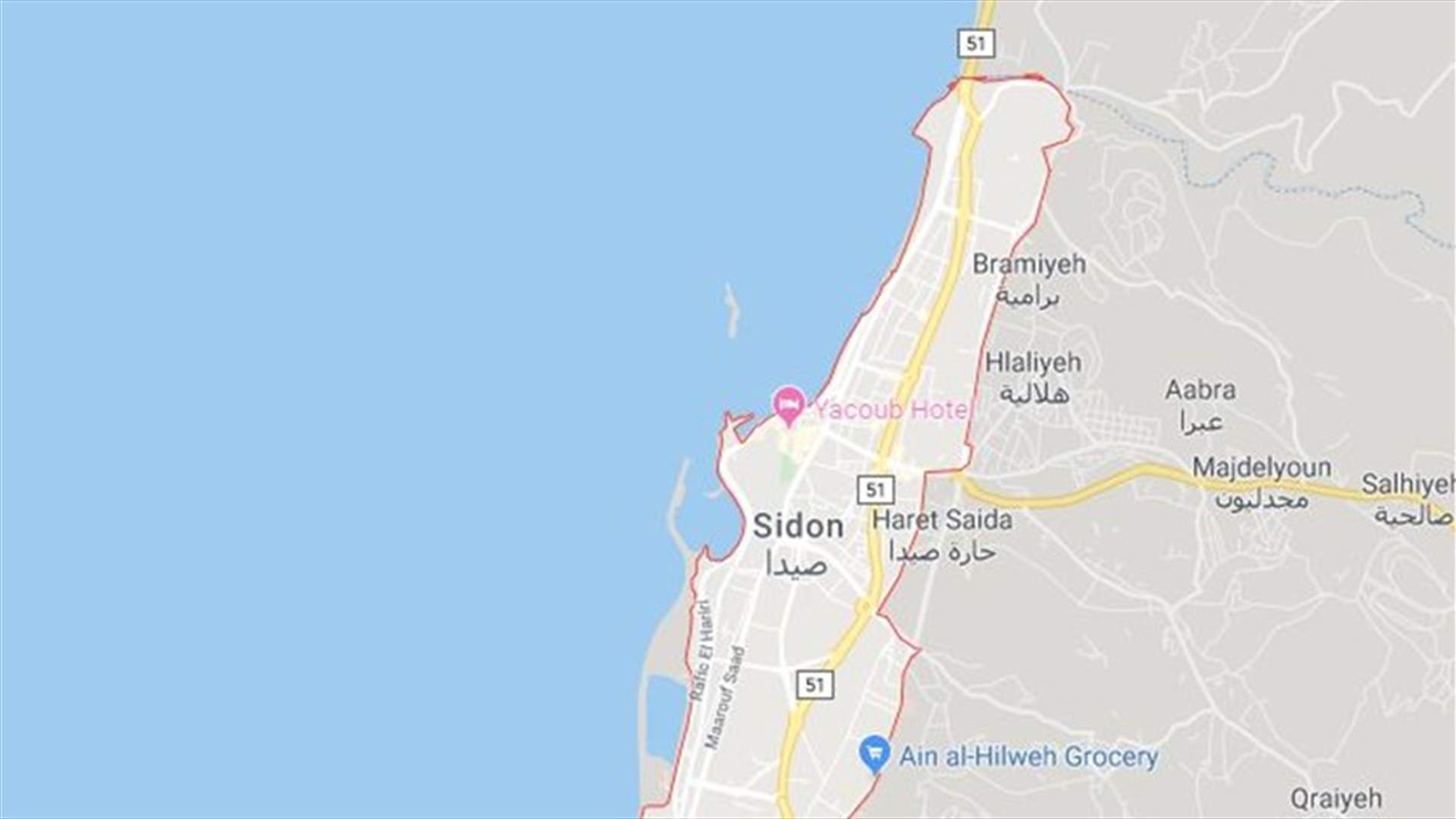 شبان قطعوا طريقين في صيدا لبعض الوقت احتجاجا على انقطاع الكهرباء