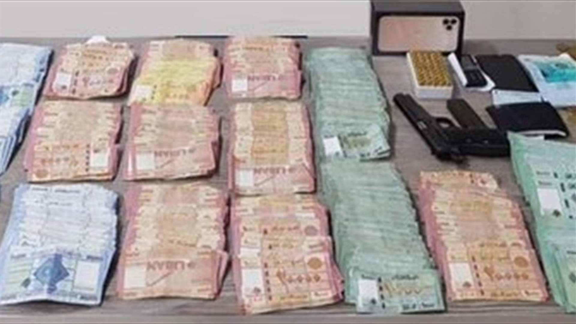 سرق أكثر من 100 مليون ليرة من داخل احدى الشركات في الشويفات (صورة)