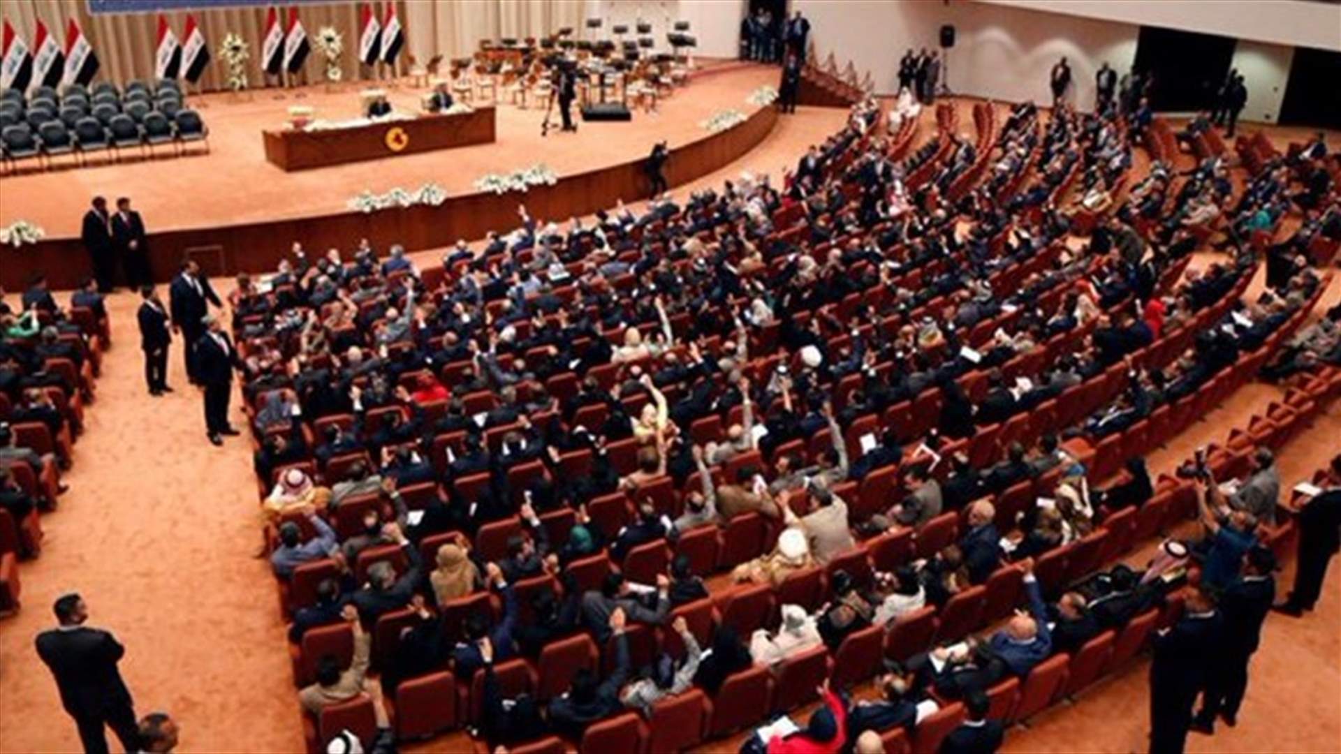 البرلمان العراقي يطلب من الحكومة &quot;إنهاء تواجد أي قوات أجنبية&quot; في العراق