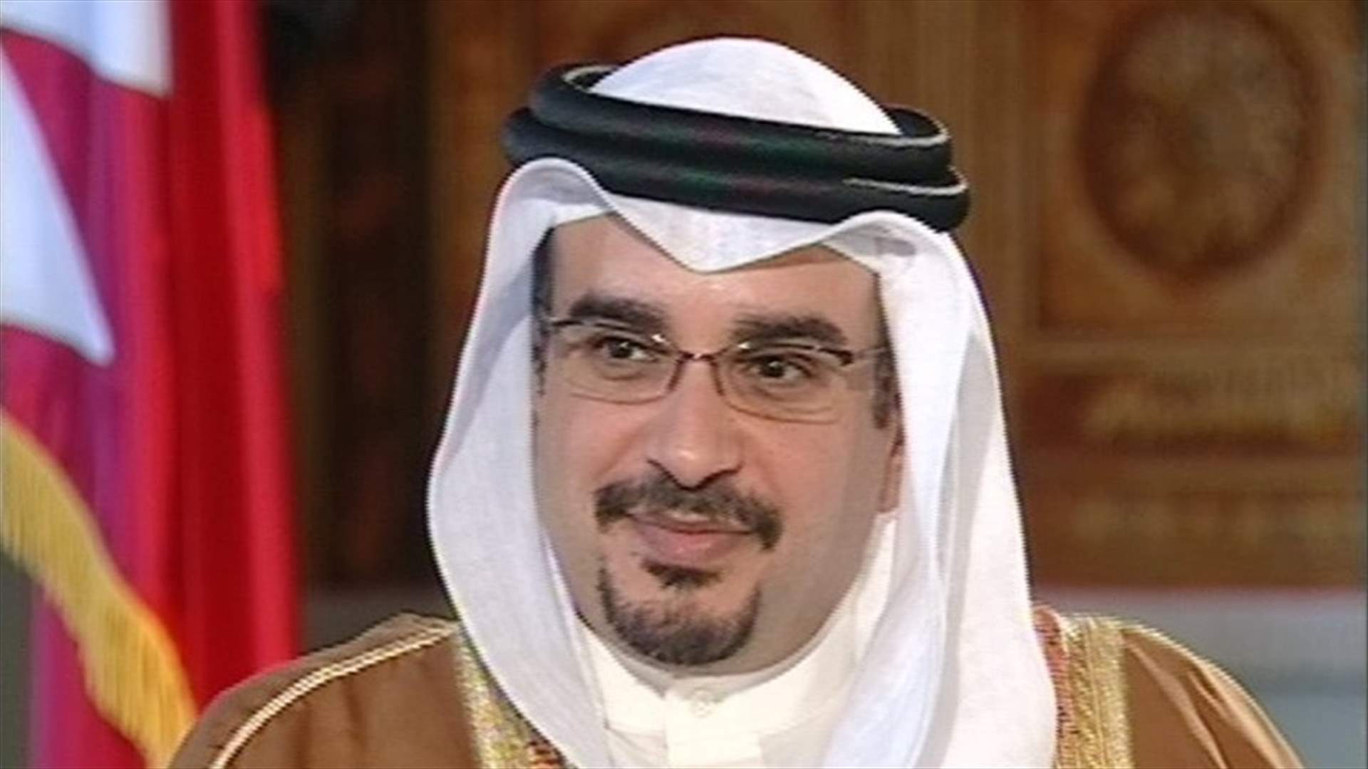 ولي عهد البحرين يتحدث هاتفيا مع وزير الدفاع الأميركي