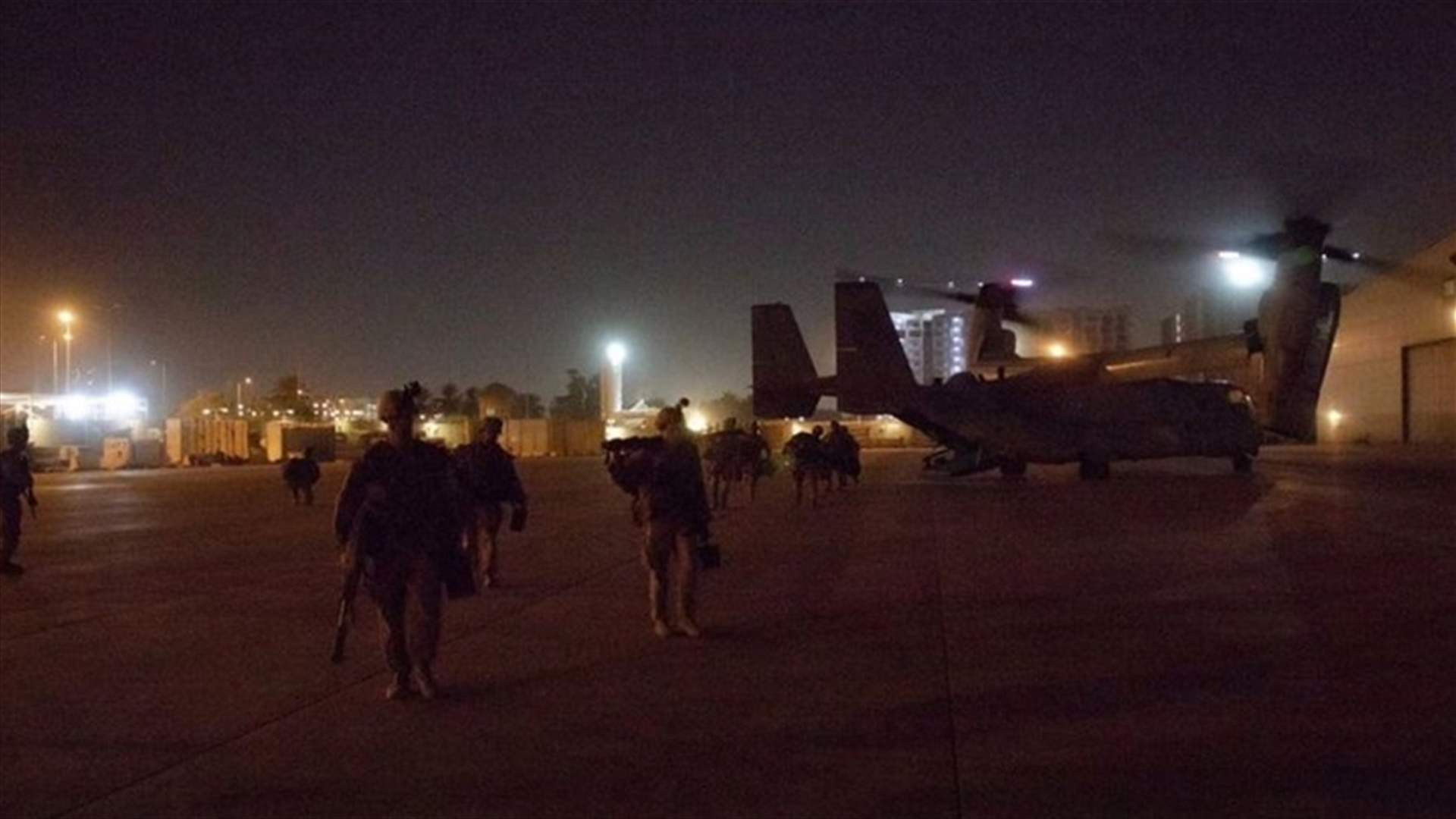 طوافات تحلق فوق بغداد... بدء اعادة تمركز القوات الأميركية؟