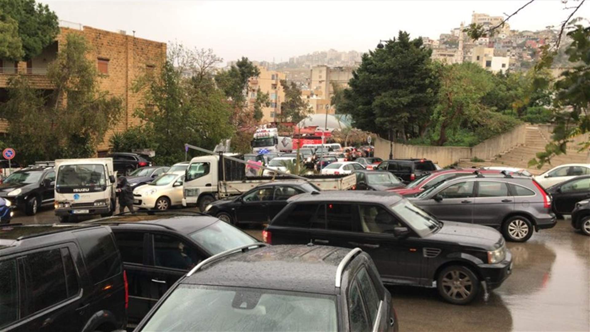 زحمة سير خانقة في الجديدة بالقرب من قصر العدل
