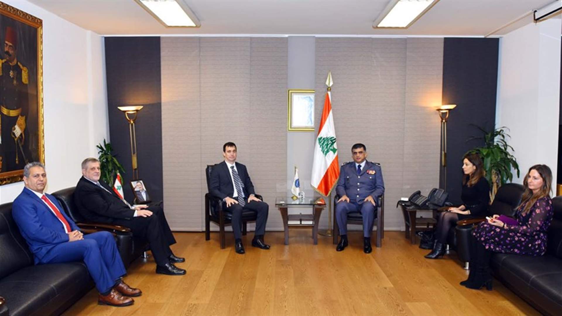 عثمان عرض الاوضاع مع وكيل الأمين العام للأمم المتحدة لشؤون الأمن والسلامة