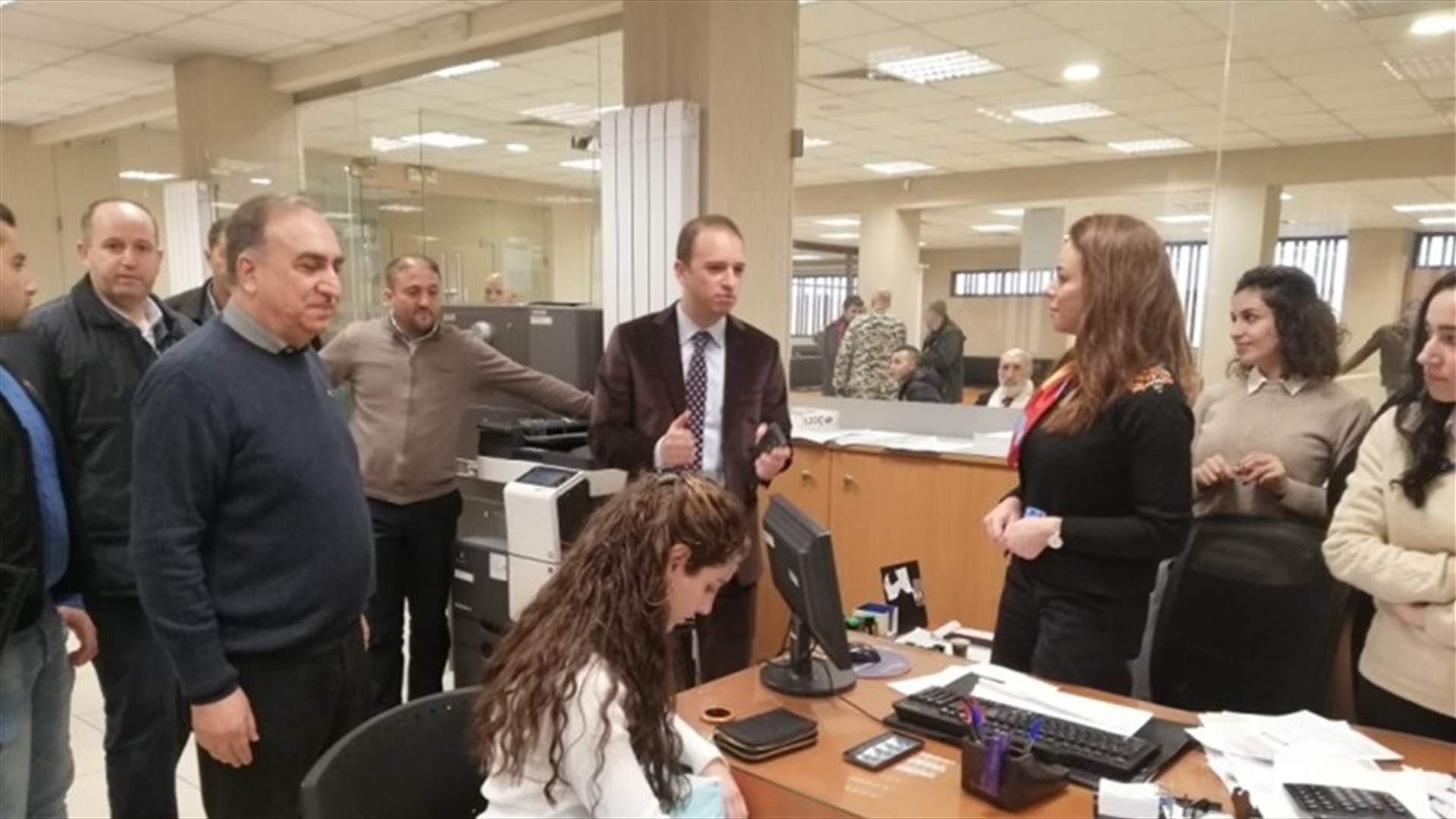 خضر: من لديه مشكلة مع مصرف يمكنه اللجوء إلى القضاء