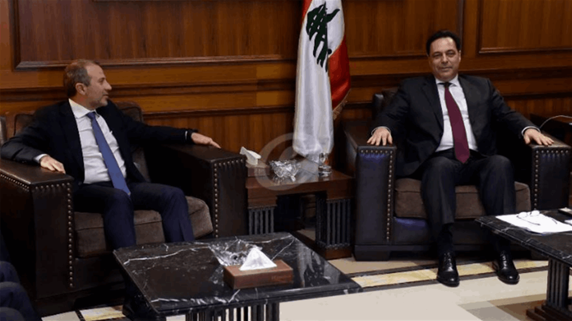 نصيحة فرنسية لدياب... حذارِ "شروط باسيل" (نداء الوطن)