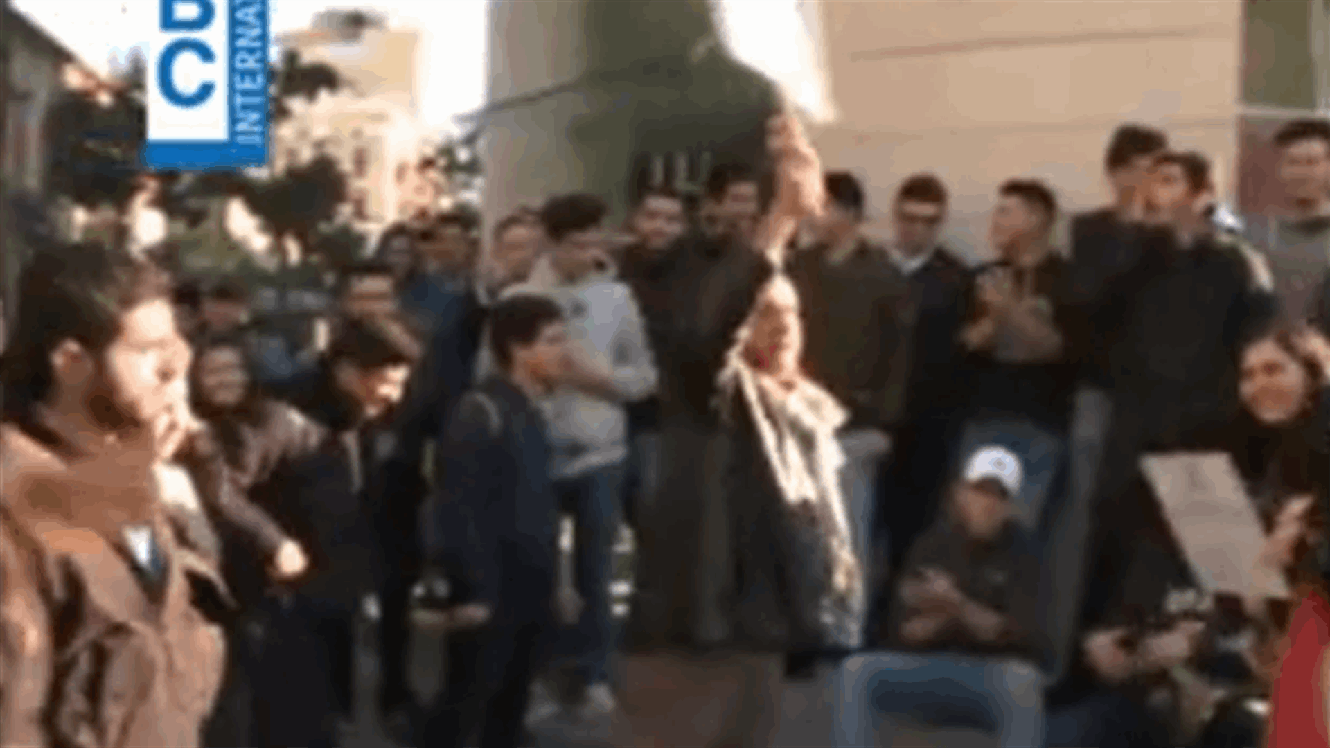 تظاهرة للطلاب في جونية (فيديو)