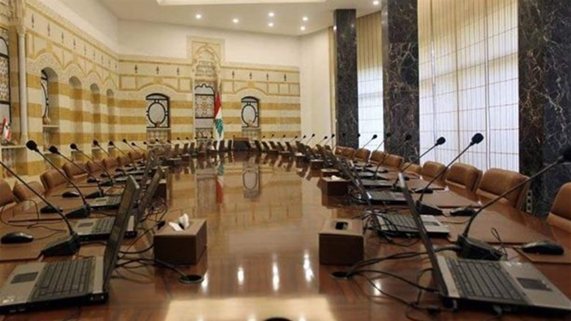 ماذا تقول مصادر المستقبل ودياب عن تصريف الأعمال والتأليف؟