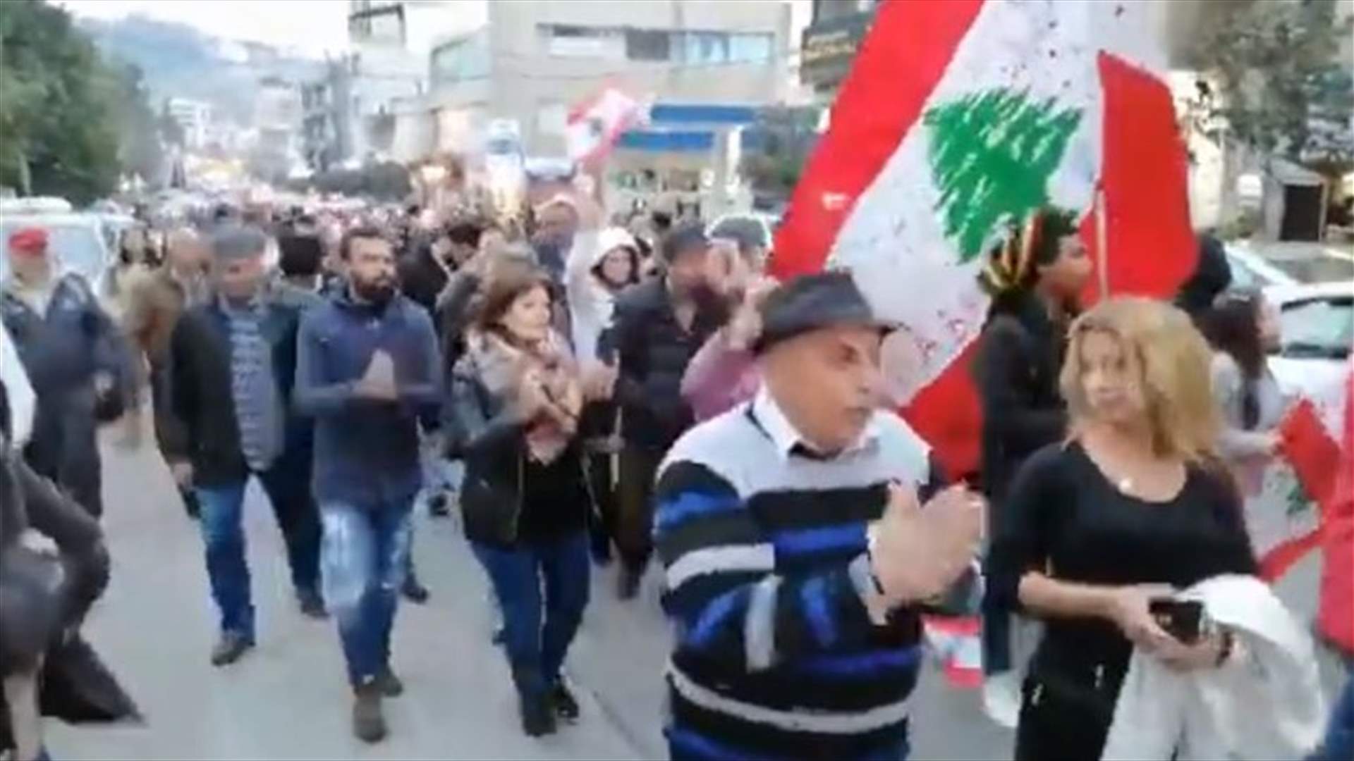 وقفات احتجاجية في النبطية وكفررمان (فيديو)