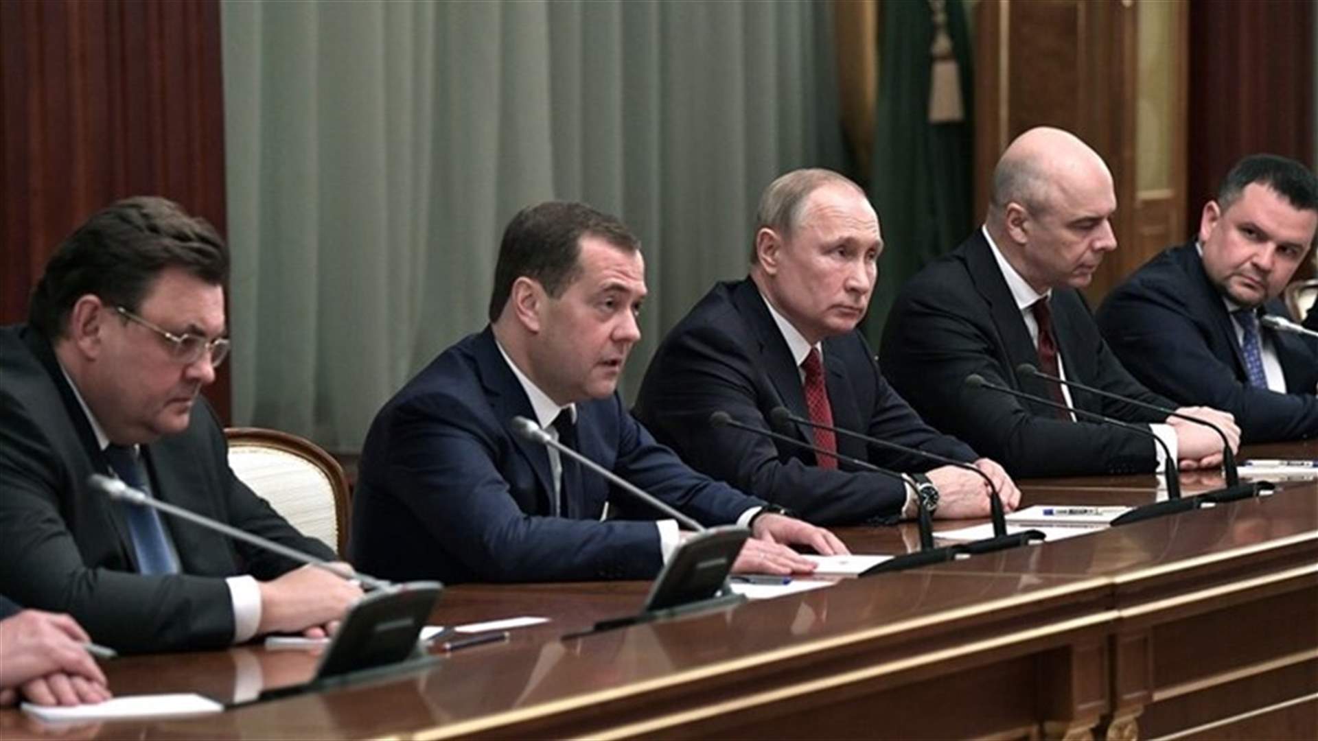 Russian government resigns after Putin sets out constitutional shake-up