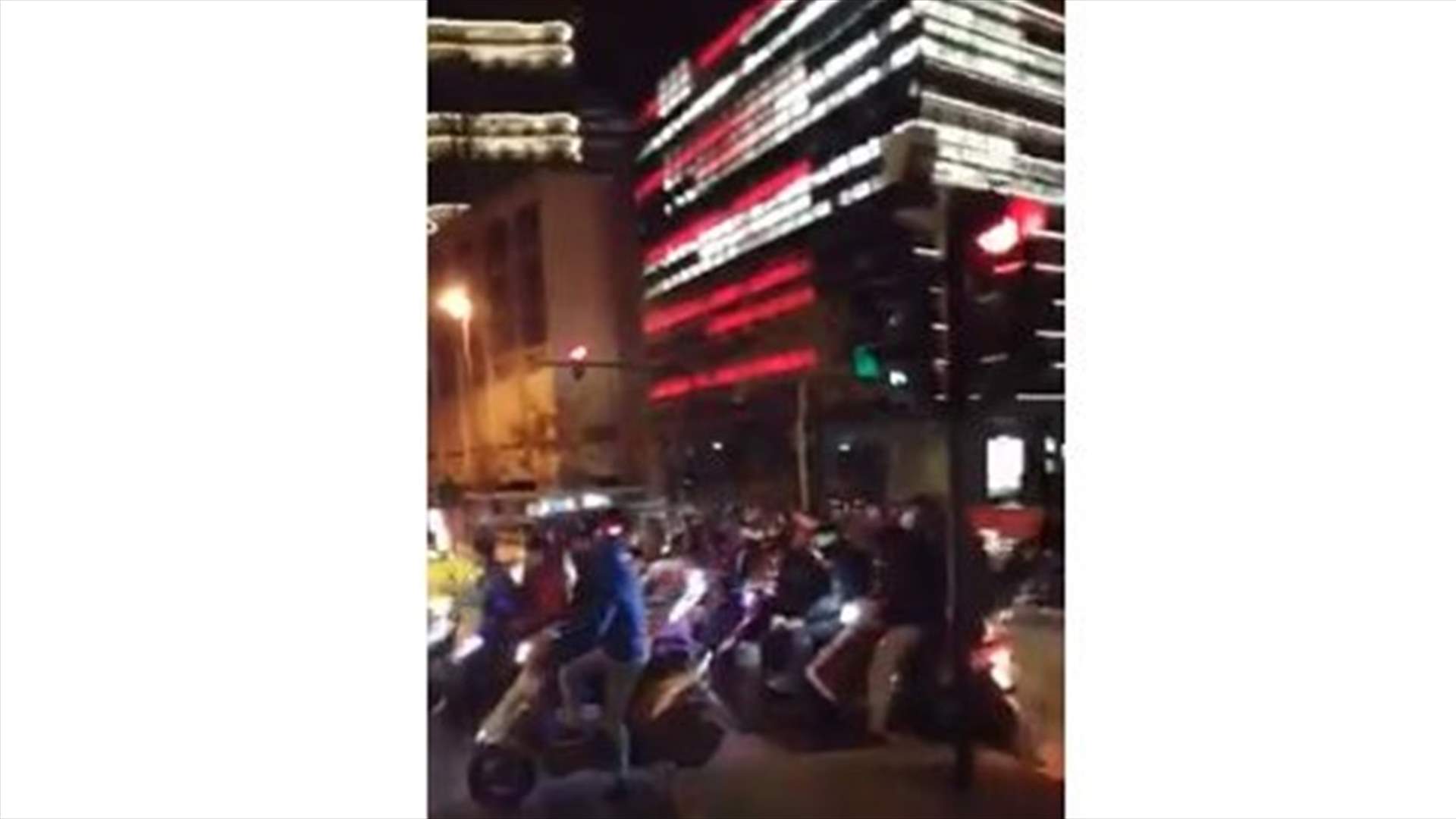 دراجات نارية لمناصري تيار المستقبل تجوب بعض مناطق بيروت (فيديو)