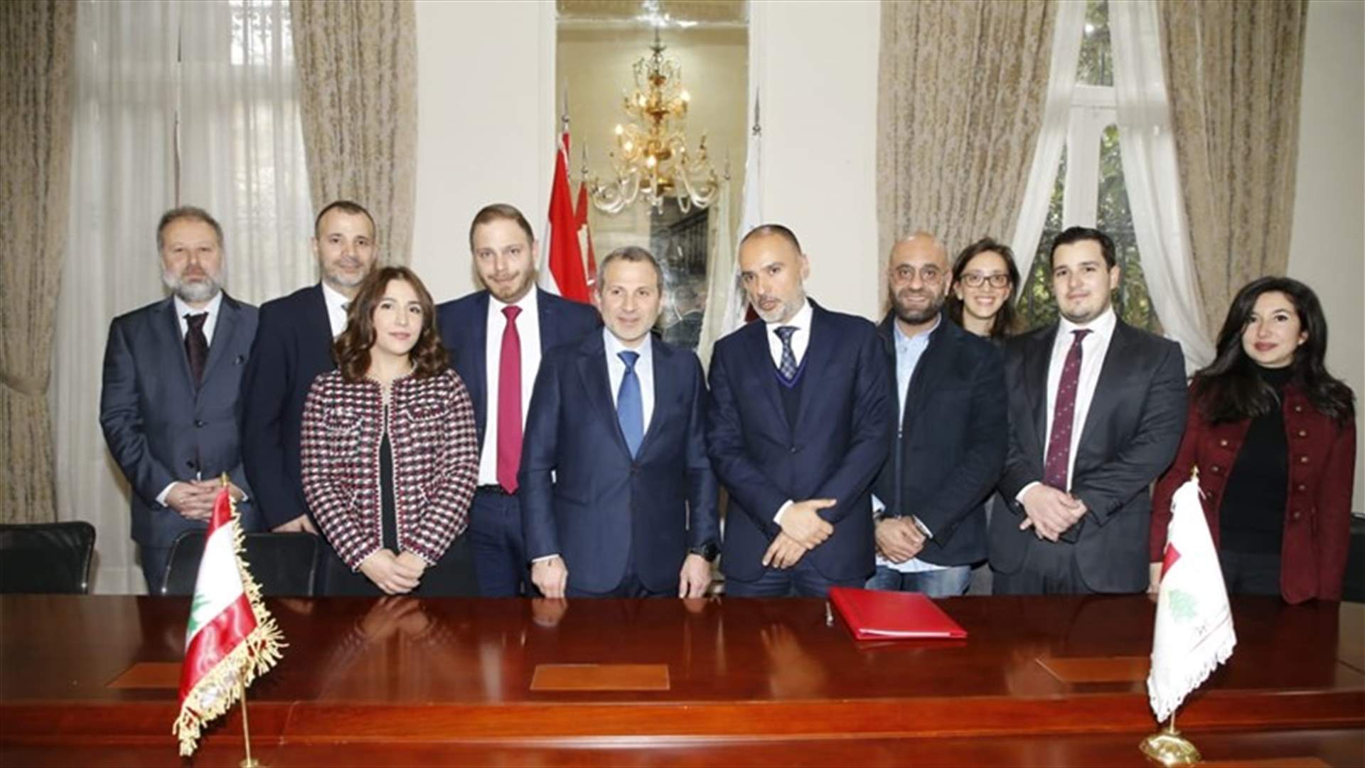 باسيل وقع وسويد مذكرة تعاون بين ايدال والبعثات اللبنانية...